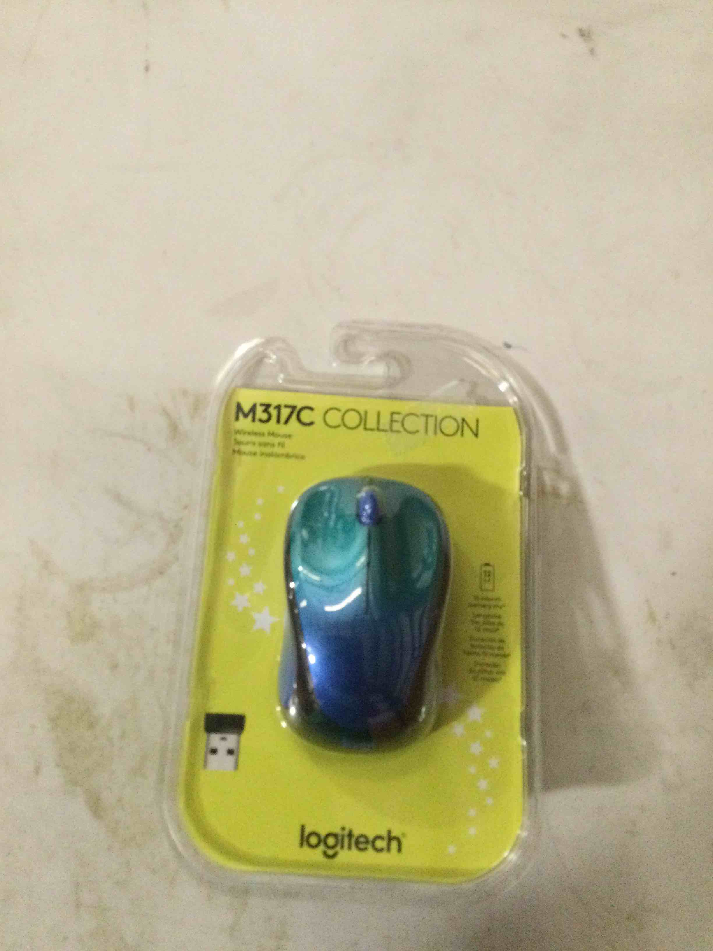 https://s3.amazonaws.com/lotting-images-prod/bidfta/BLU4425474_1687958127559.jpeg