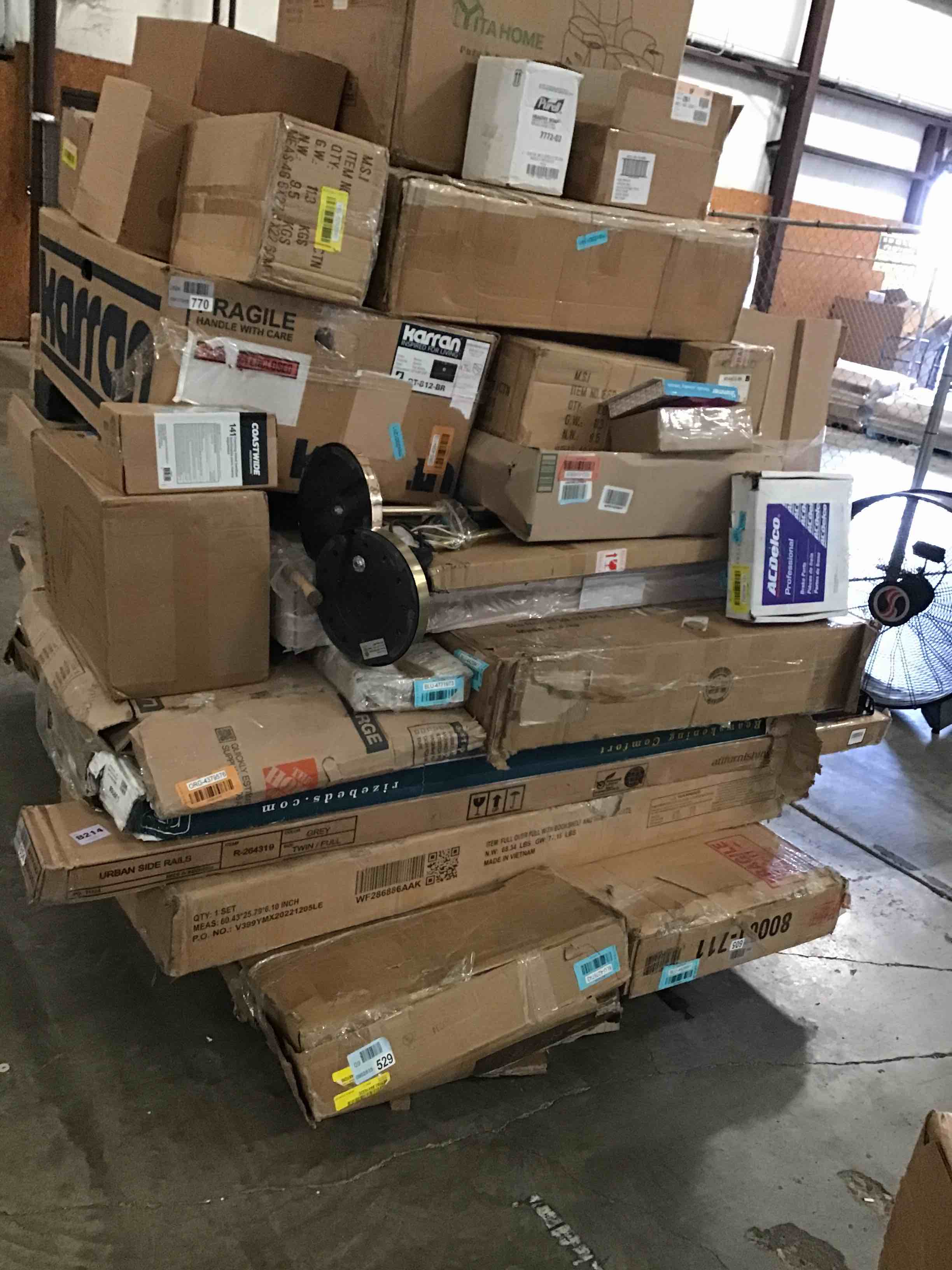 https://s3.amazonaws.com/lotting-images-prod/bidfta/BLU4426732_1689614868187.jpeg