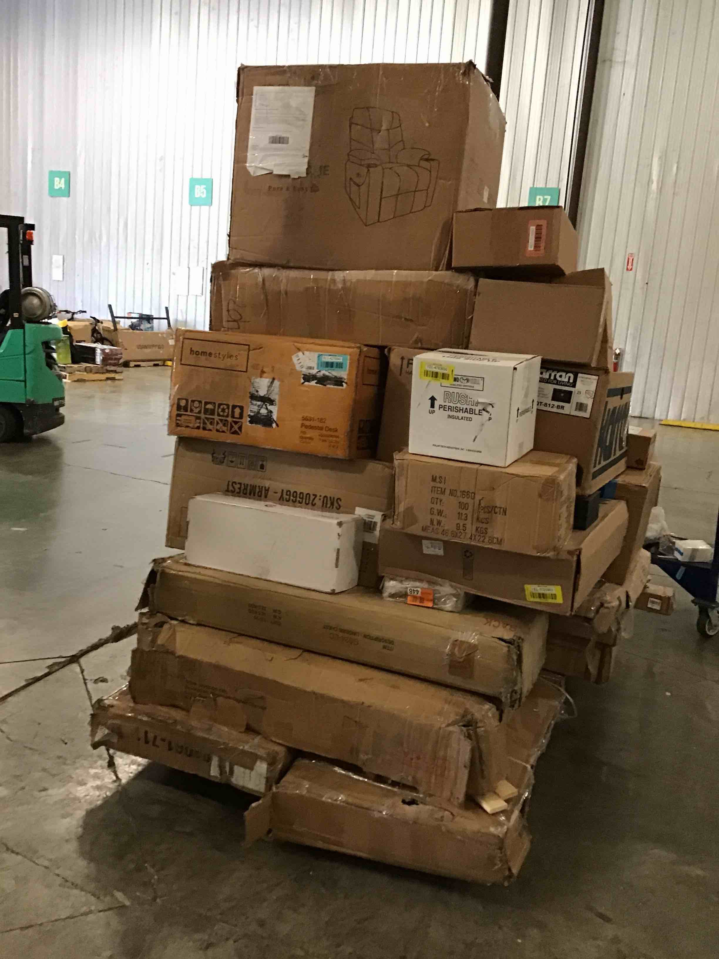 https://s3.amazonaws.com/lotting-images-prod/bidfta/BLU4426732_1689614889156.jpeg