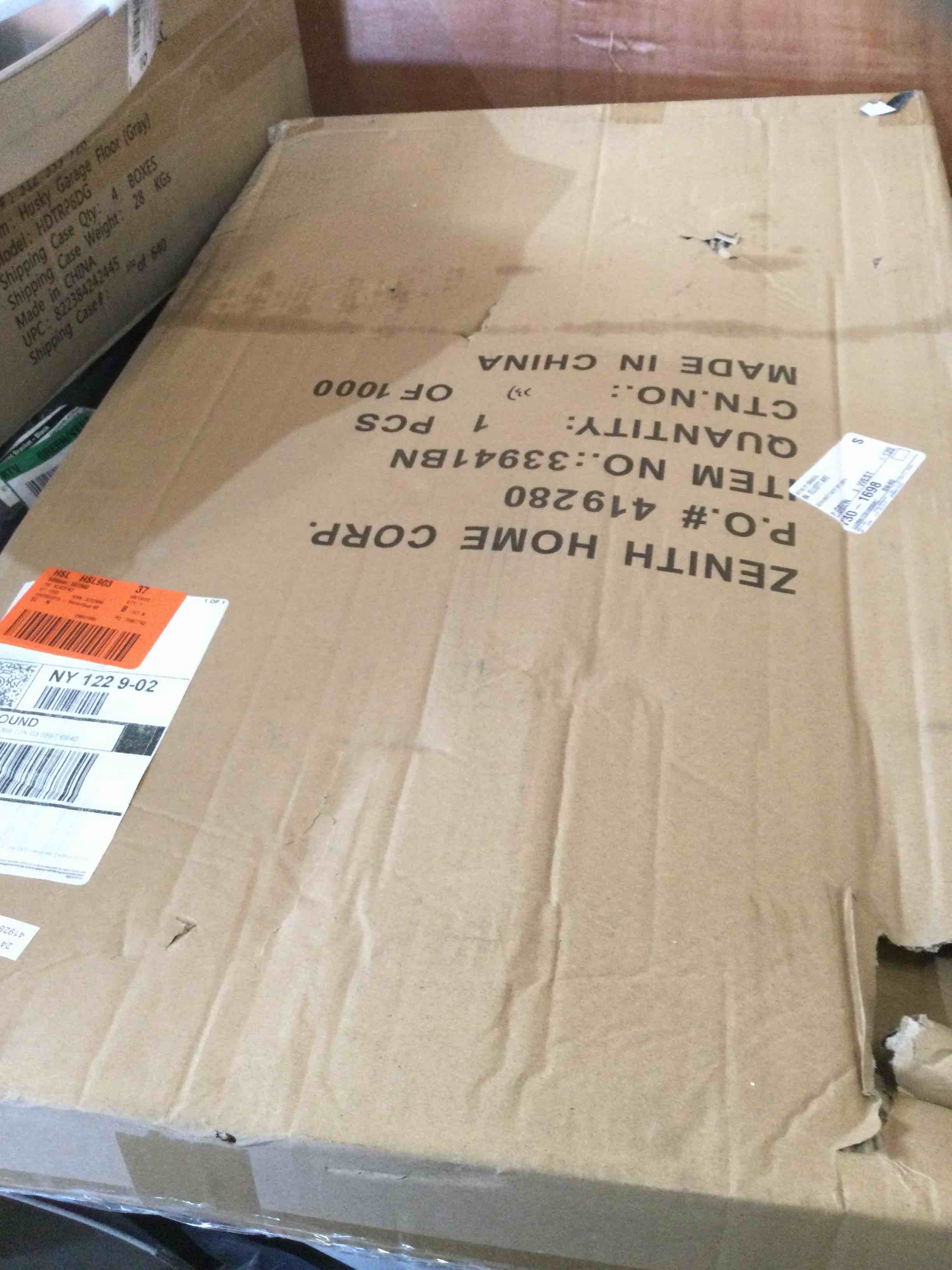 https://s3.amazonaws.com/lotting-images-prod/bidfta/BLU4429367_1693503484408.jpeg