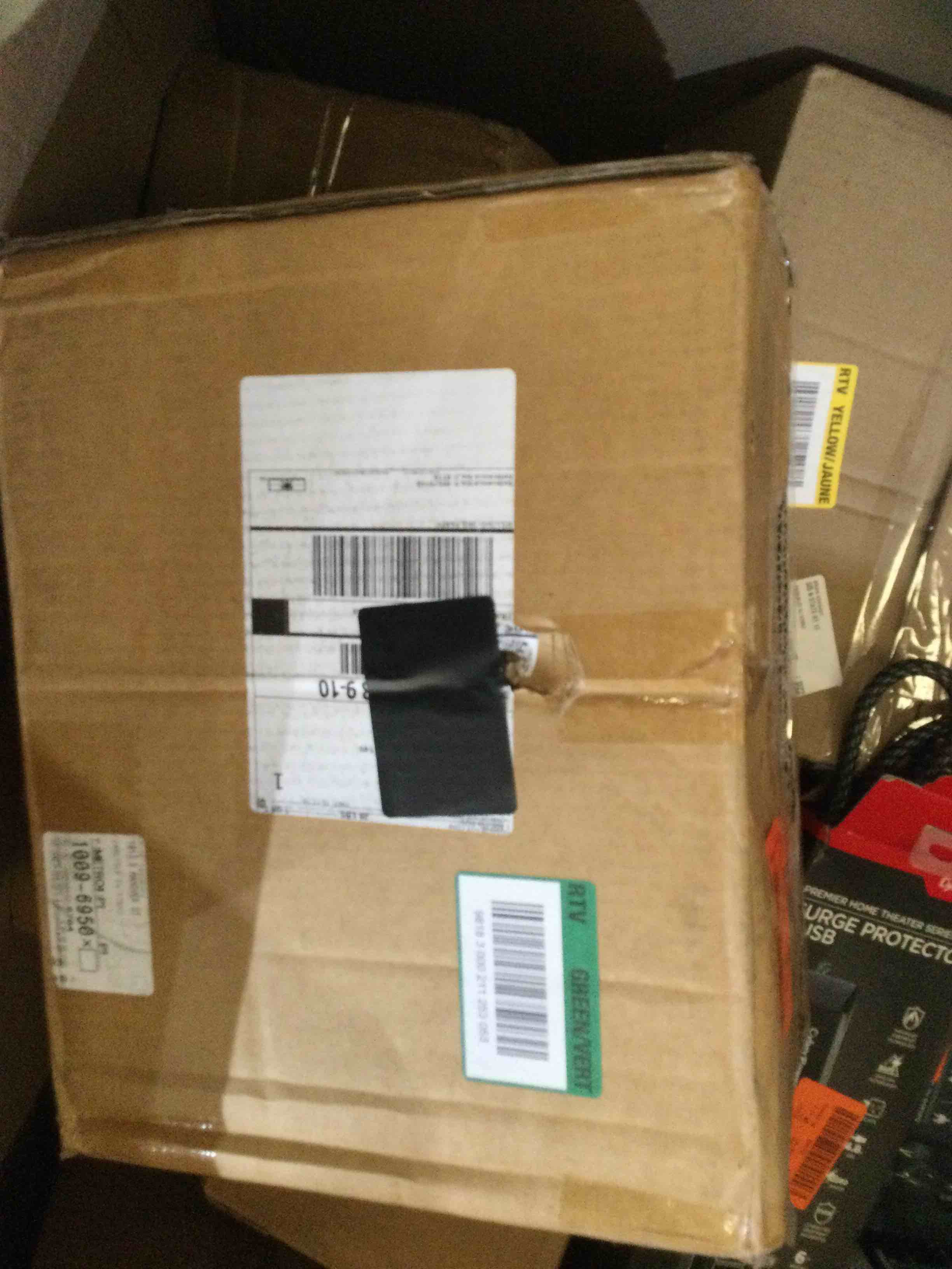 https://s3.amazonaws.com/lotting-images-prod/bidfta/BLU4429420_1693508933730.jpeg