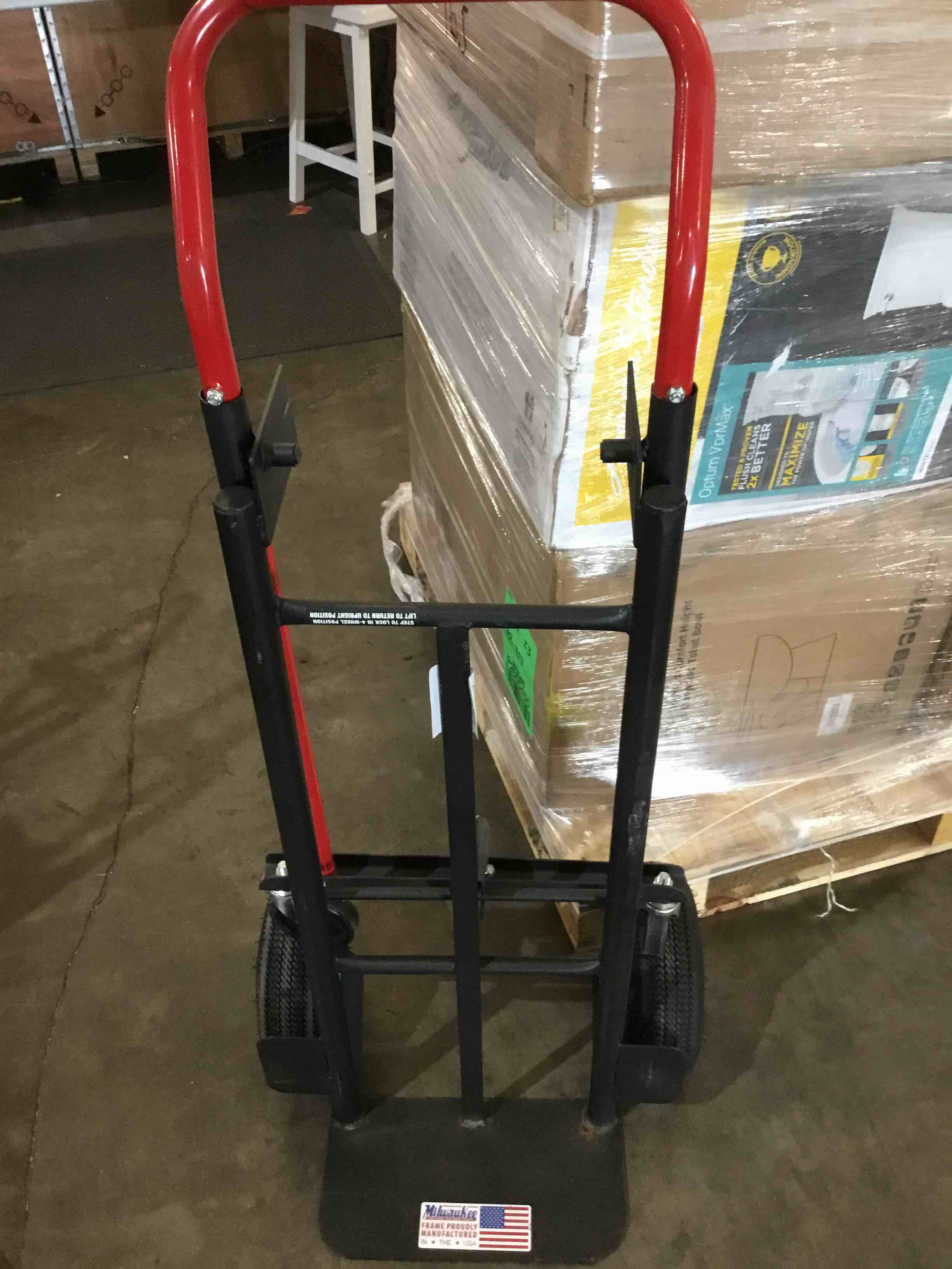 https://s3.amazonaws.com/lotting-images-prod/bidfta/BLU4429610_1693915912360.jpeg