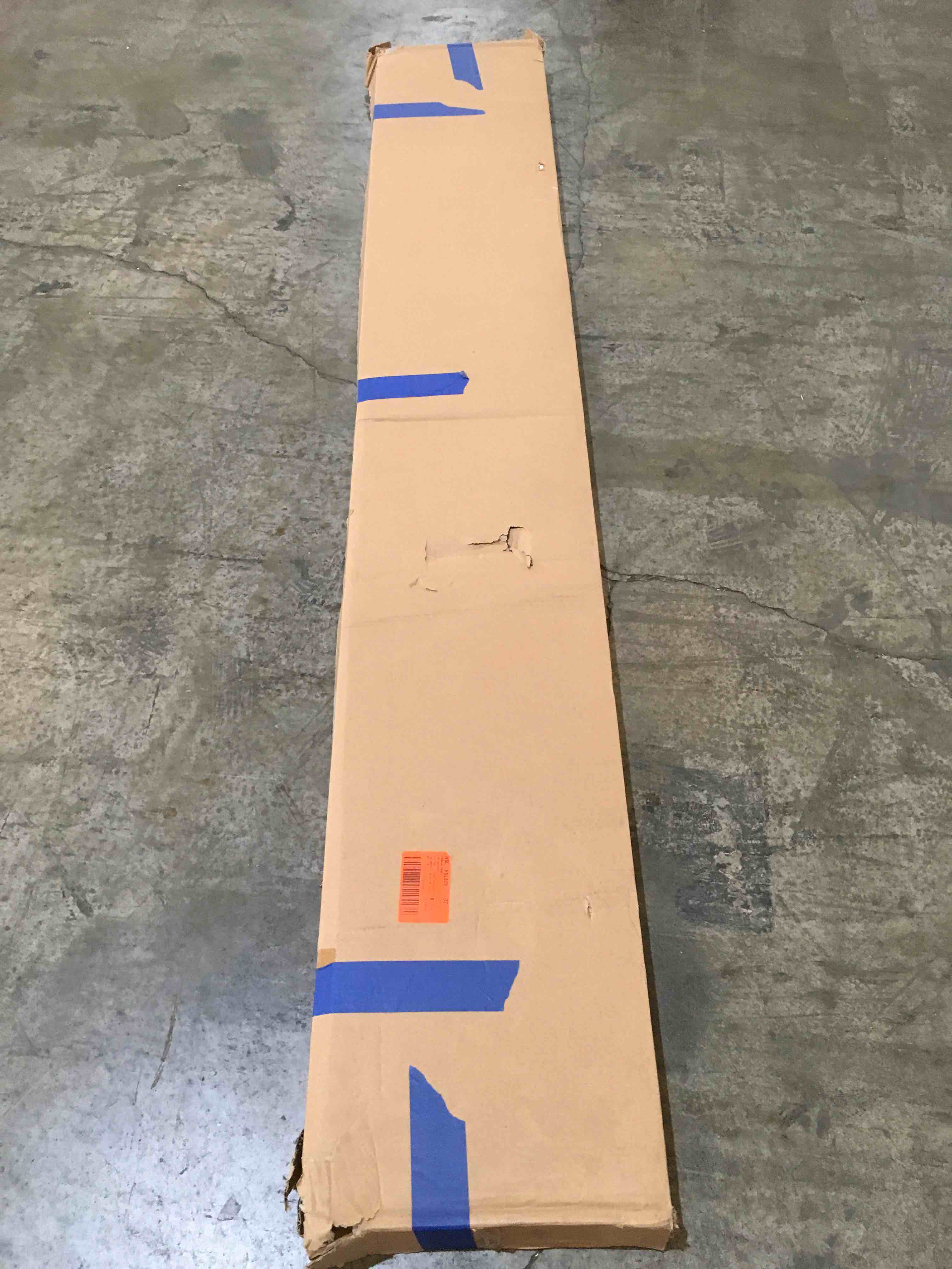 https://s3.amazonaws.com/lotting-images-prod/bidfta/BLU4434941_1683215831282.jpeg