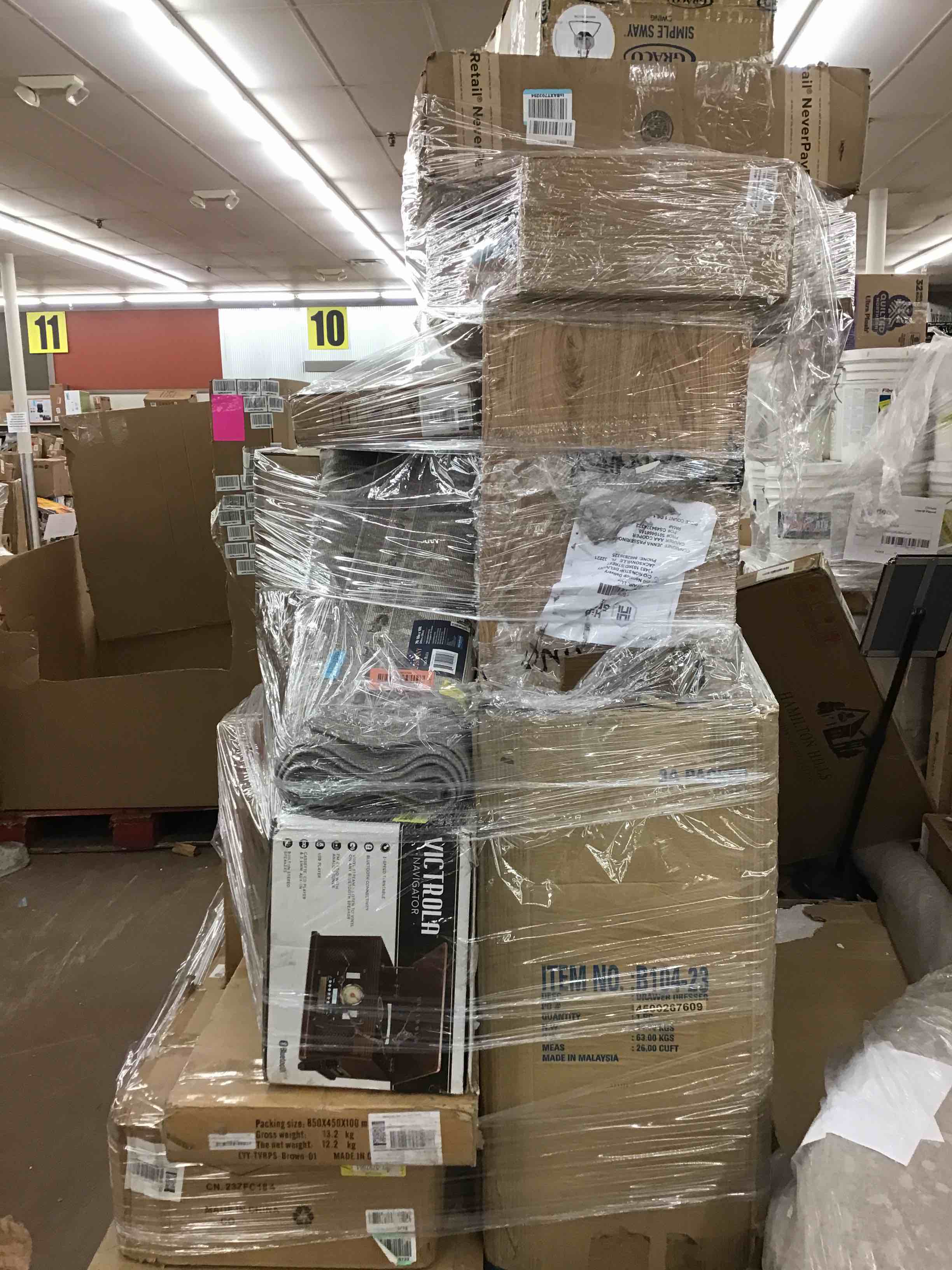 https://s3.amazonaws.com/lotting-images-prod/bidfta/BLU4459077_1708630596173.jpeg