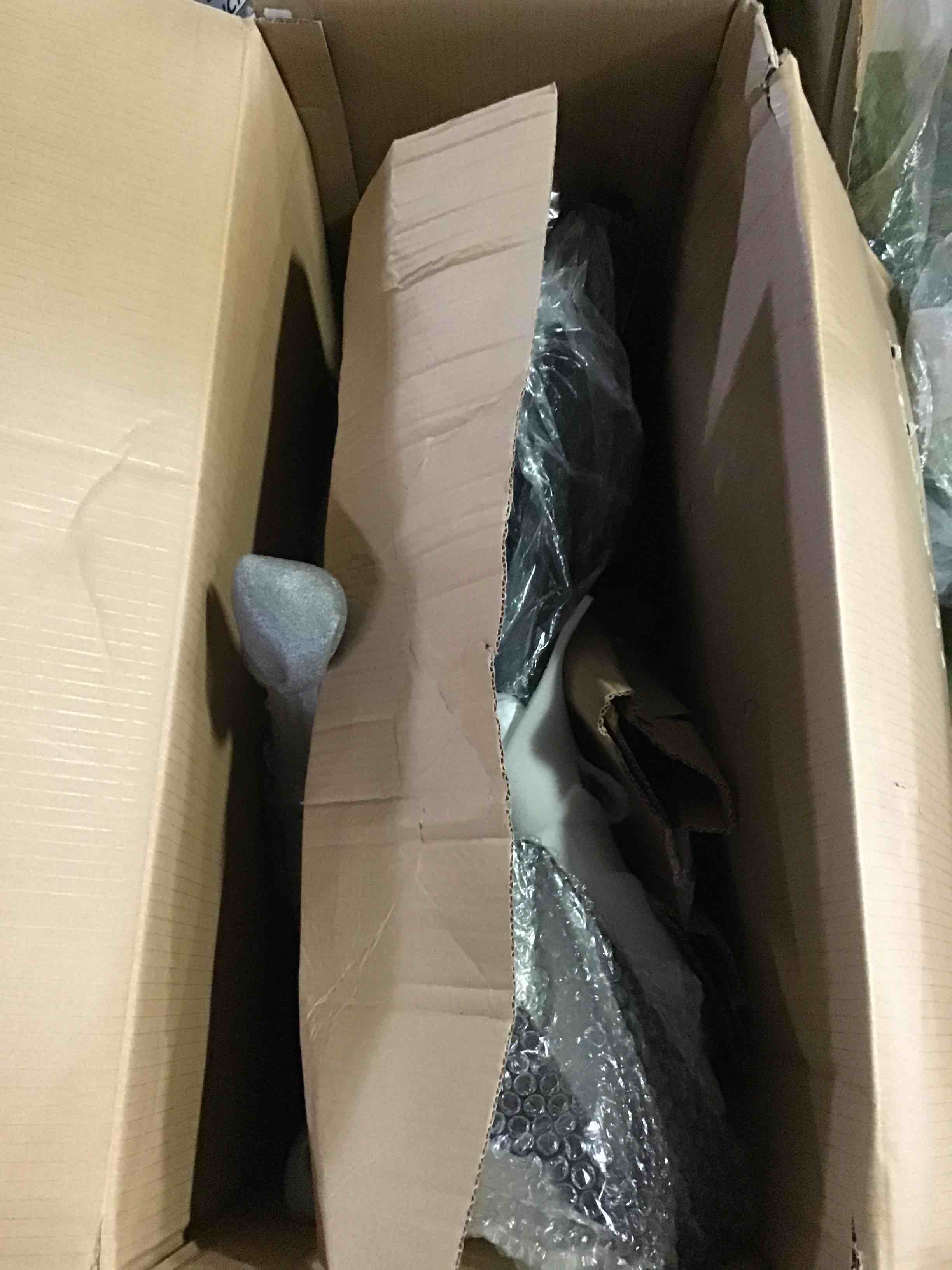https://s3.amazonaws.com/lotting-images-prod/bidfta/BLU4505134_1690830753642.jpeg