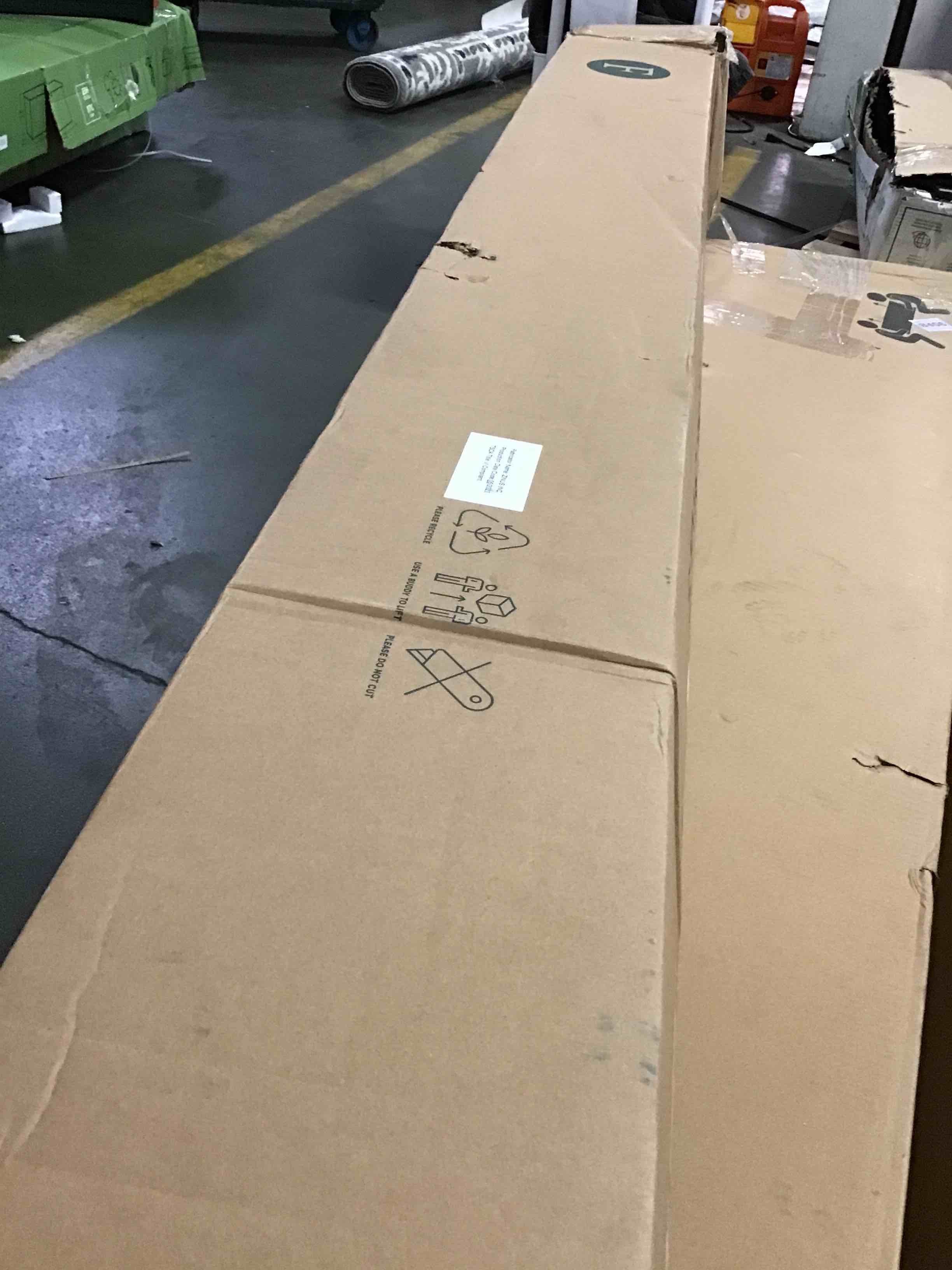 https://s3.amazonaws.com/lotting-images-prod/bidfta/BLU4505873_1691499816882.jpeg