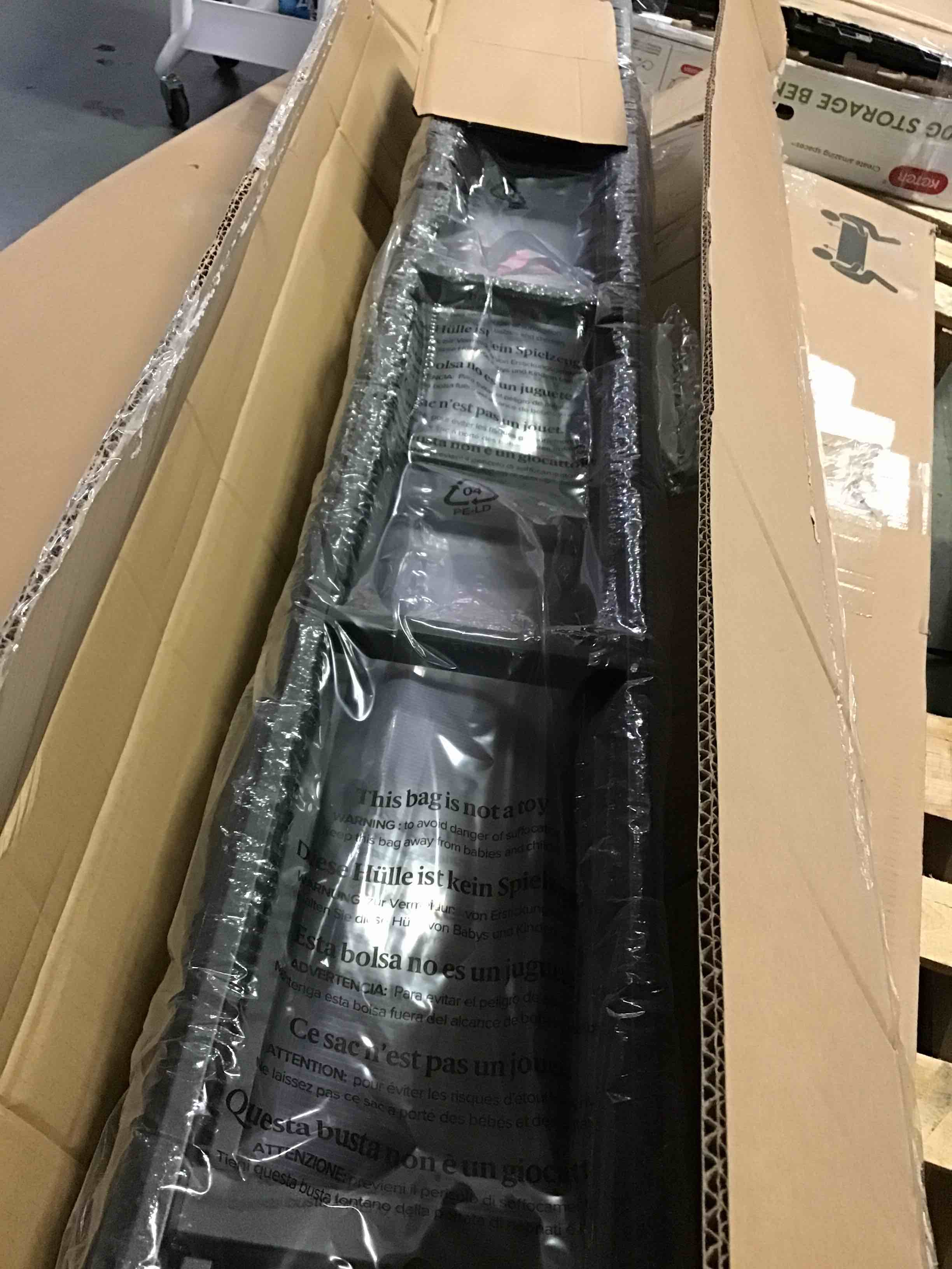 https://s3.amazonaws.com/lotting-images-prod/bidfta/BLU4505873_1691499924191.jpeg