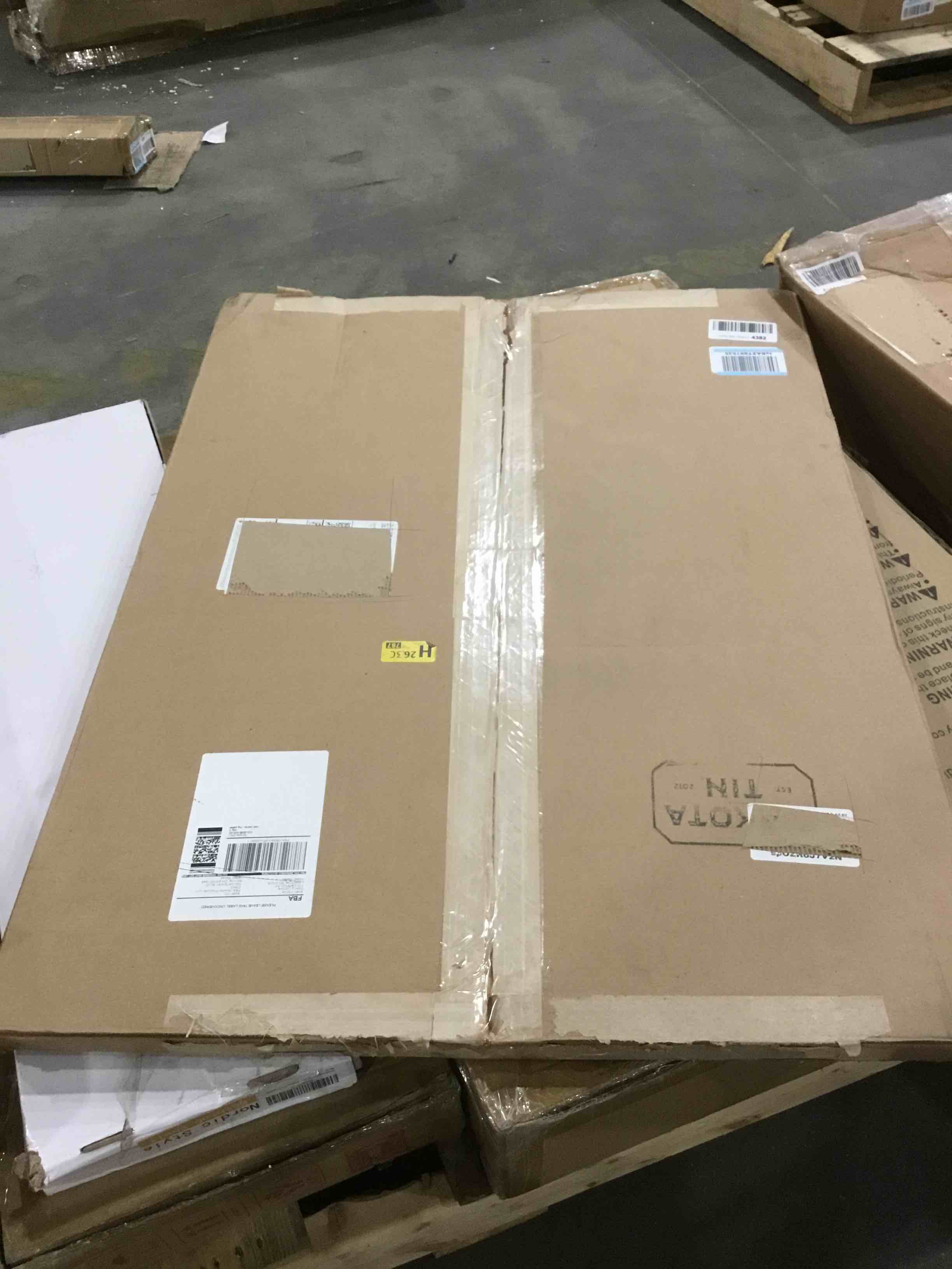 https://s3.amazonaws.com/lotting-images-prod/bidfta/BLU4509548_1697135175095.jpeg
