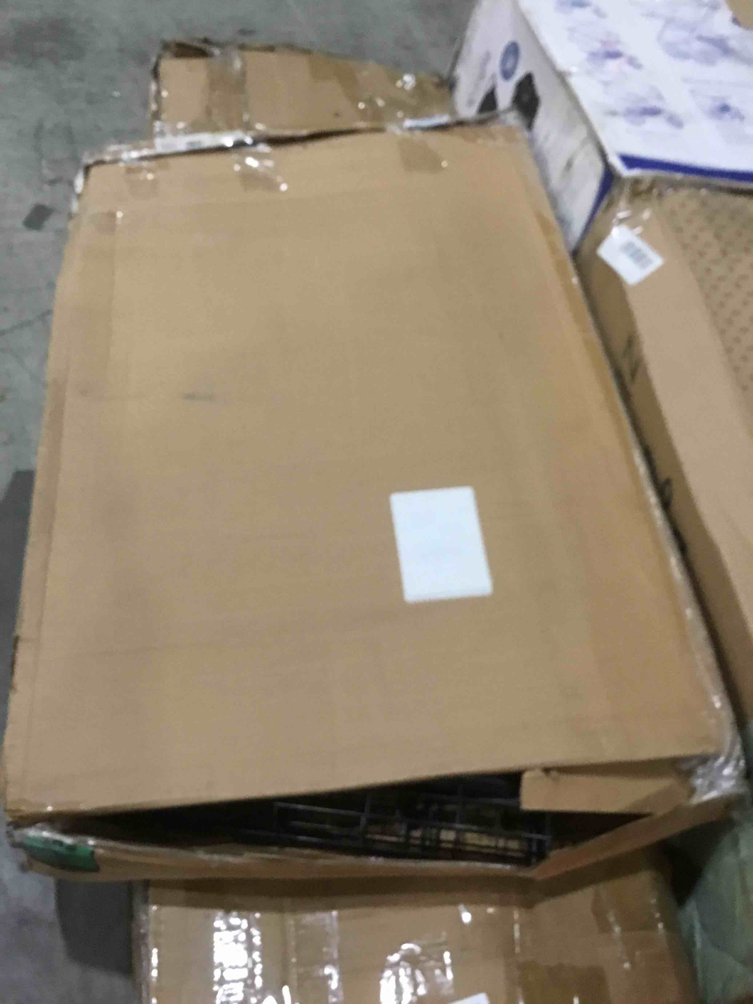 https://s3.amazonaws.com/lotting-images-prod/bidfta/BLU4510179_1697812566623.jpeg