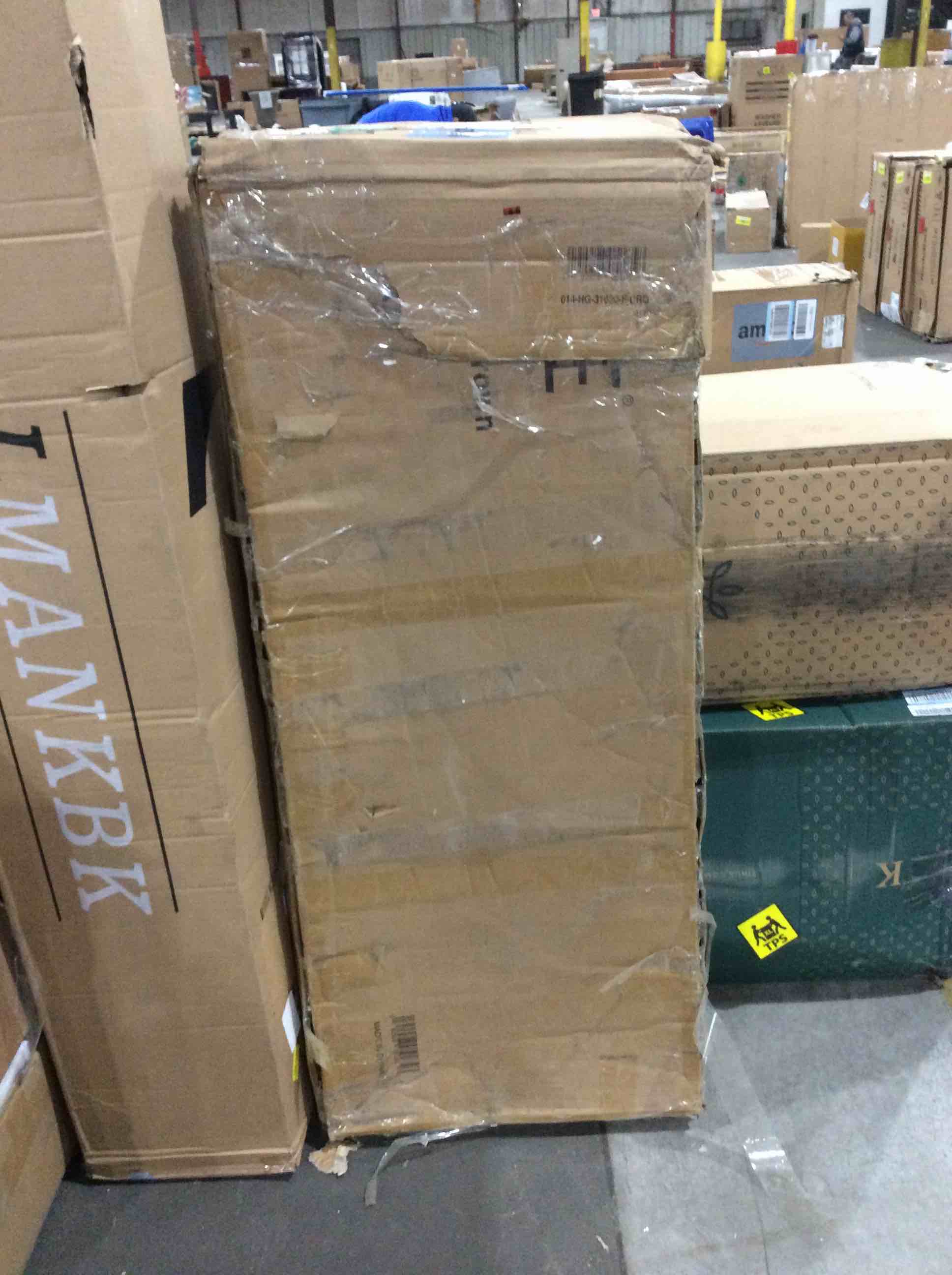 https://s3.amazonaws.com/lotting-images-prod/bidfta/BLU4512334_1703695489196.jpeg