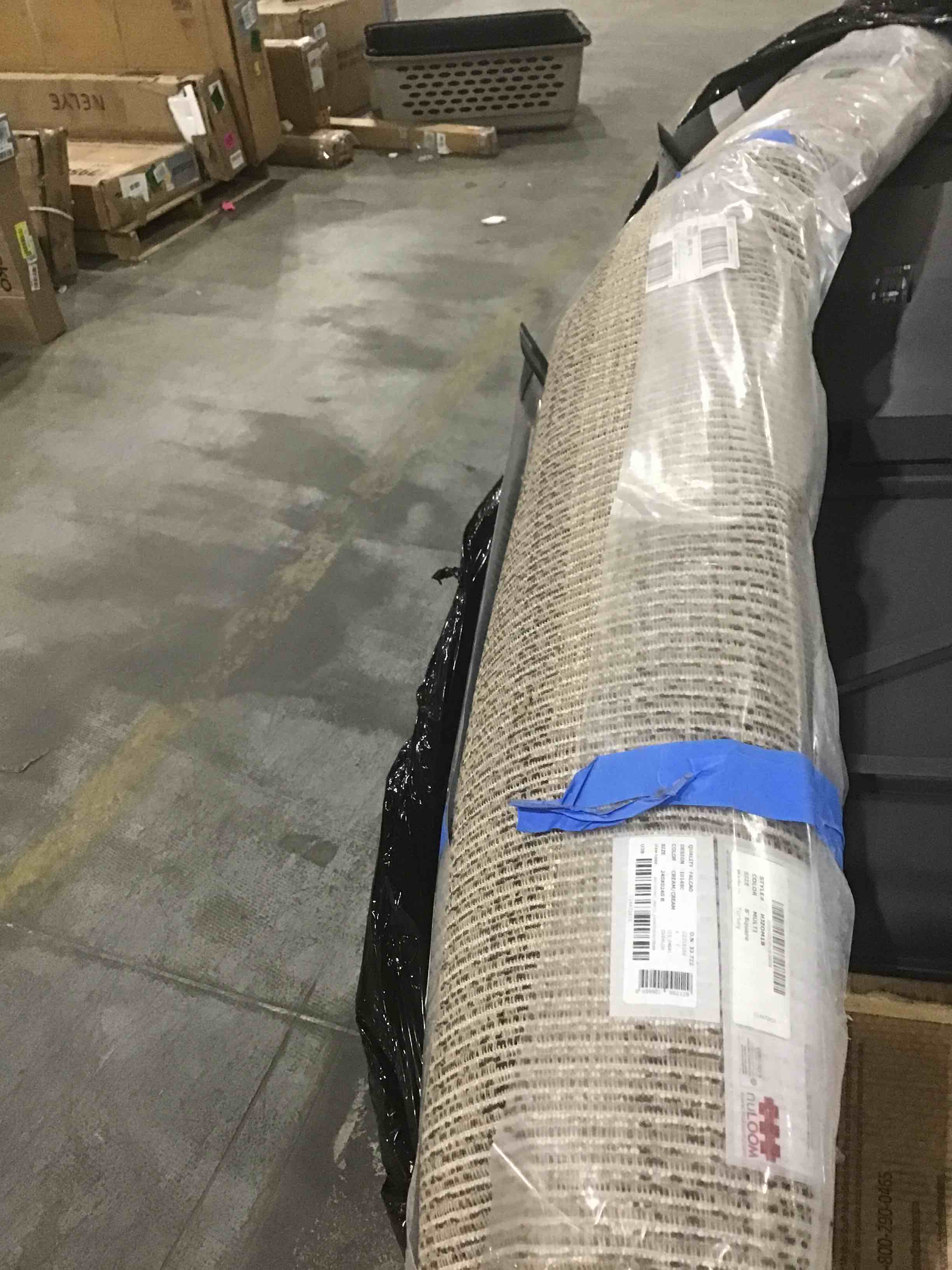 https://s3.amazonaws.com/lotting-images-prod/bidfta/BLU4513149_1709311051731.jpeg
