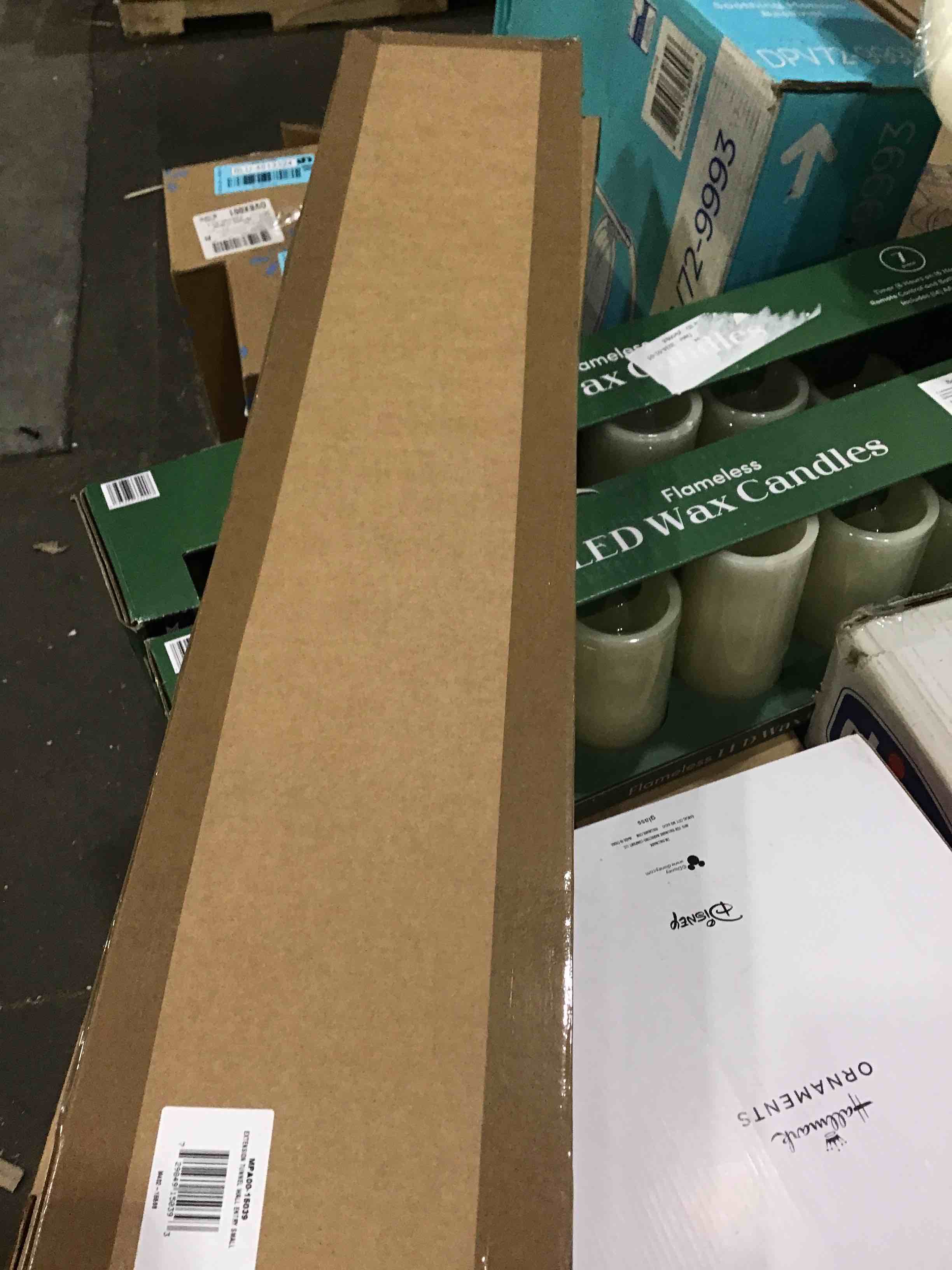 https://s3.amazonaws.com/lotting-images-prod/bidfta/BLU4513329_1709679800059.jpeg