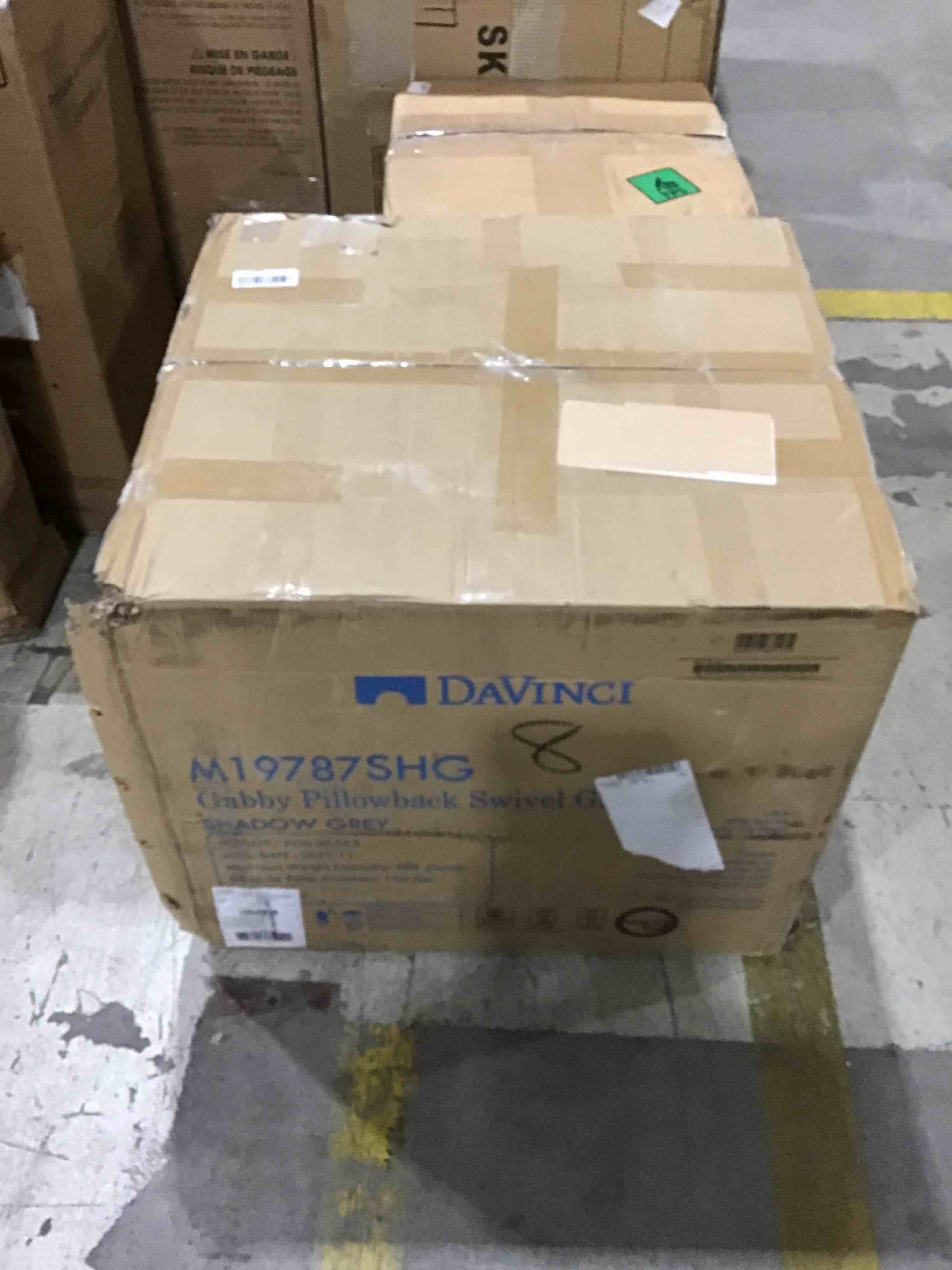 https://s3.amazonaws.com/lotting-images-prod/bidfta/BLU4513963_1696083037463.jpeg