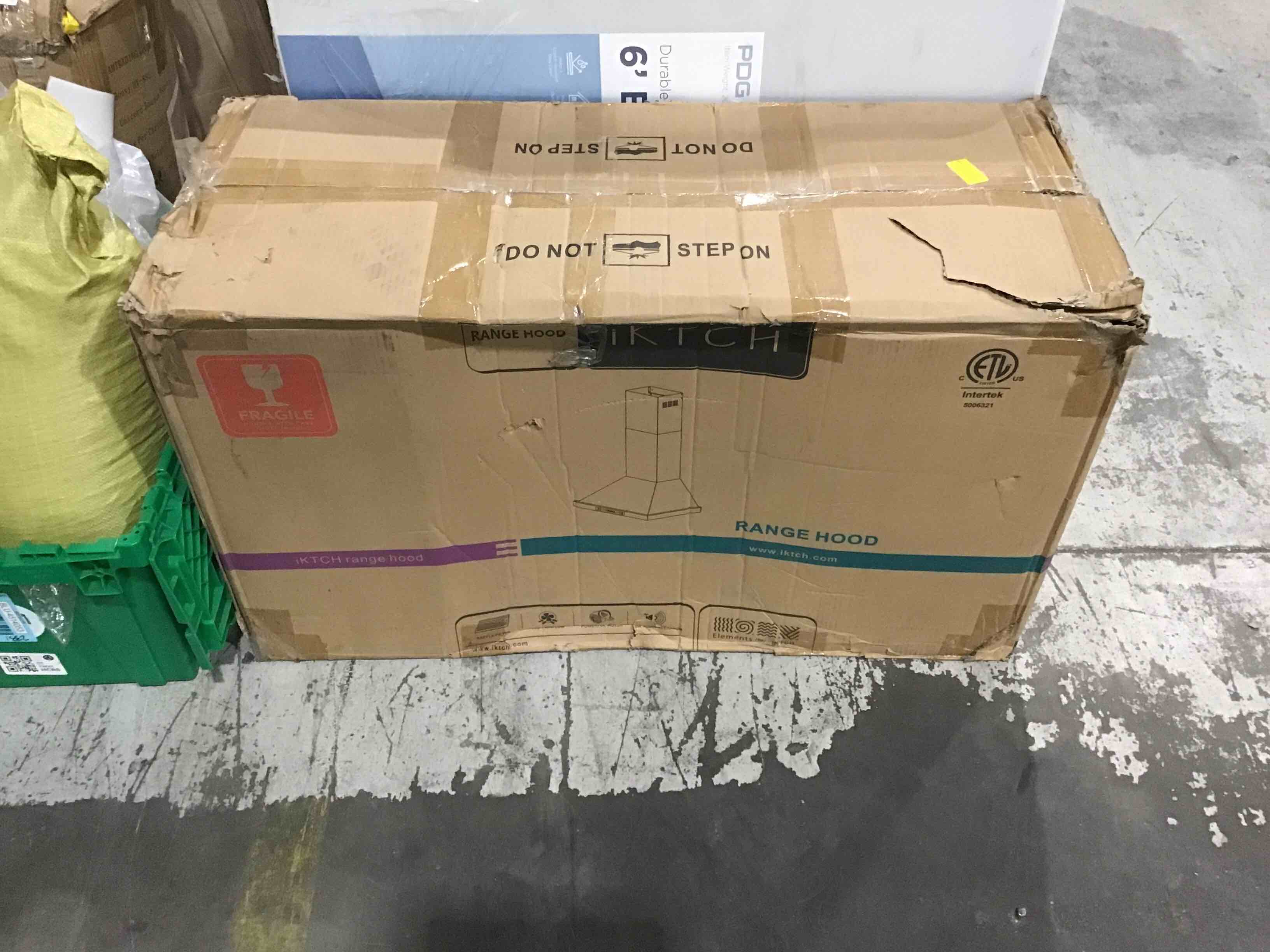 https://s3.amazonaws.com/lotting-images-prod/bidfta/BLU4514052_1695480607136.jpeg