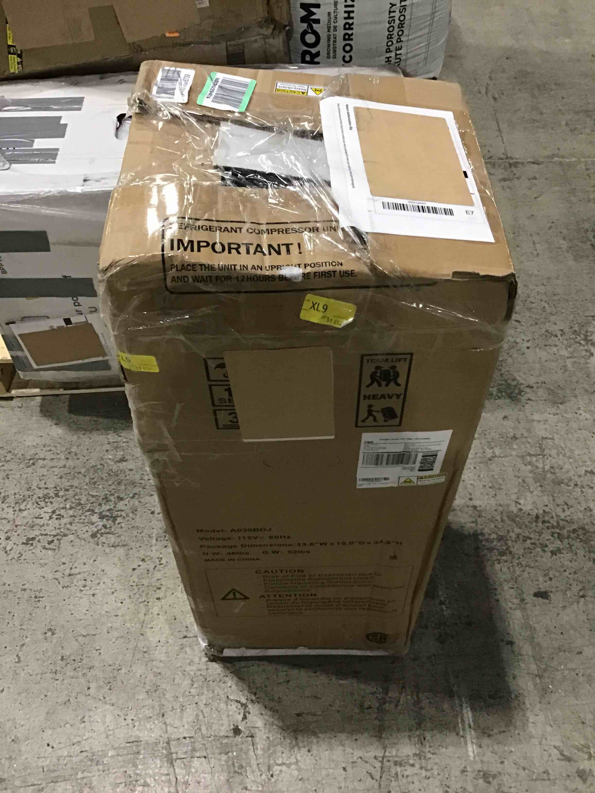 https://s3.amazonaws.com/lotting-images-prod/bidfta/BLU4514065_1695478613308.jpeg