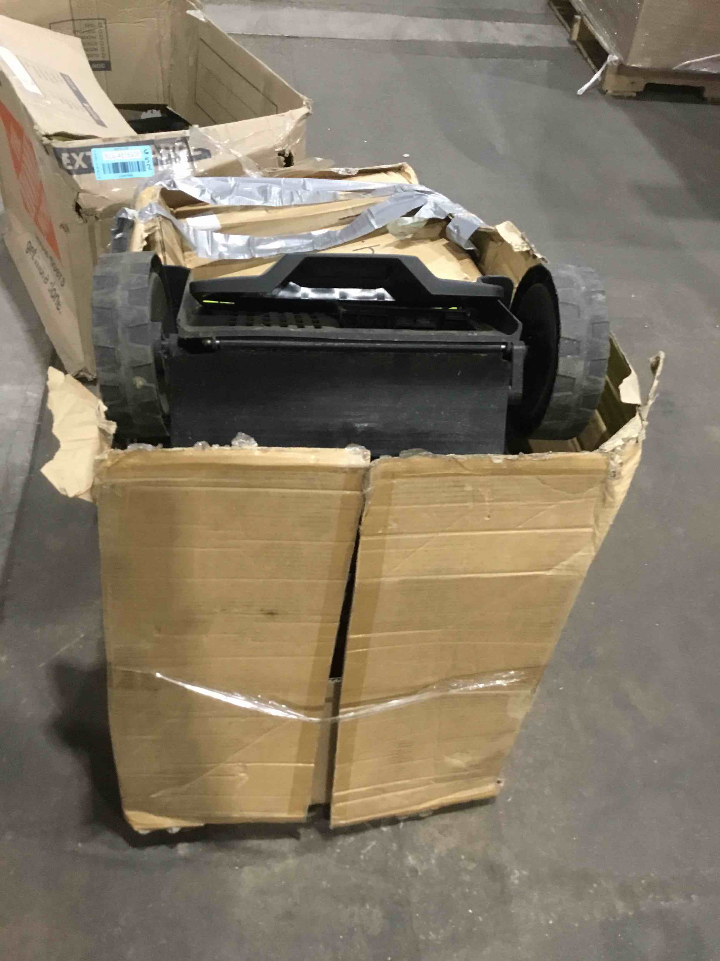 https://s3.amazonaws.com/lotting-images-prod/bidfta/BLU4515907_1699454355131.jpeg