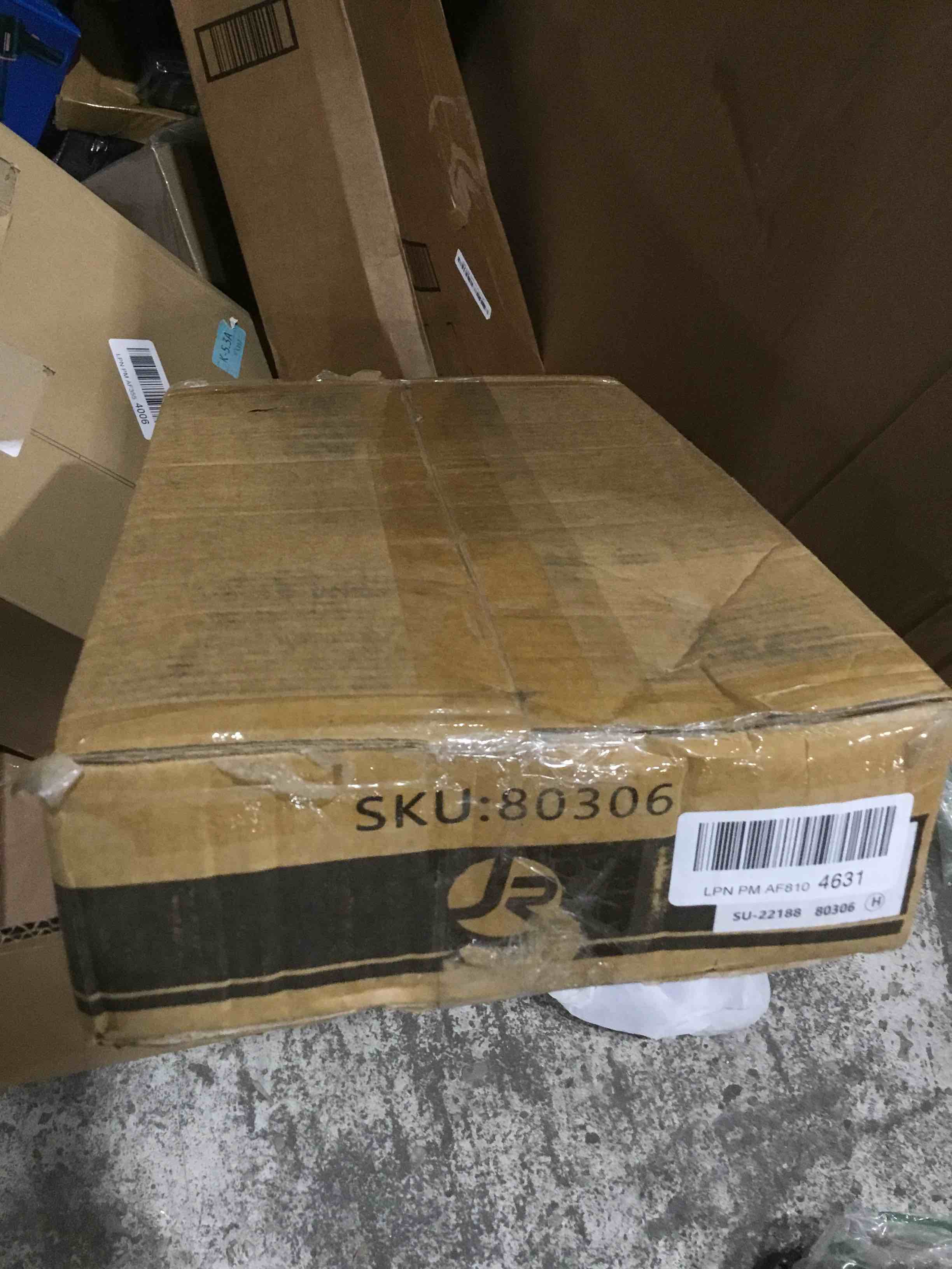 https://s3.amazonaws.com/lotting-images-prod/bidfta/BLU4516655_1700154195743.jpeg