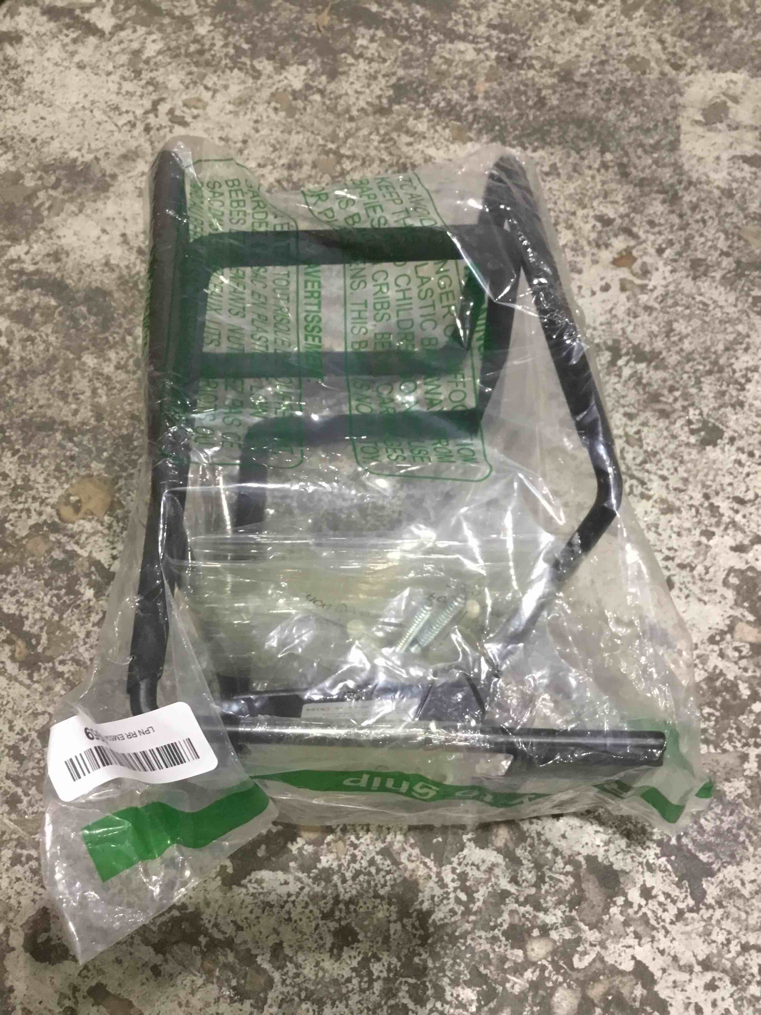 https://s3.amazonaws.com/lotting-images-prod/bidfta/BLU4516657_1700154122843.jpeg