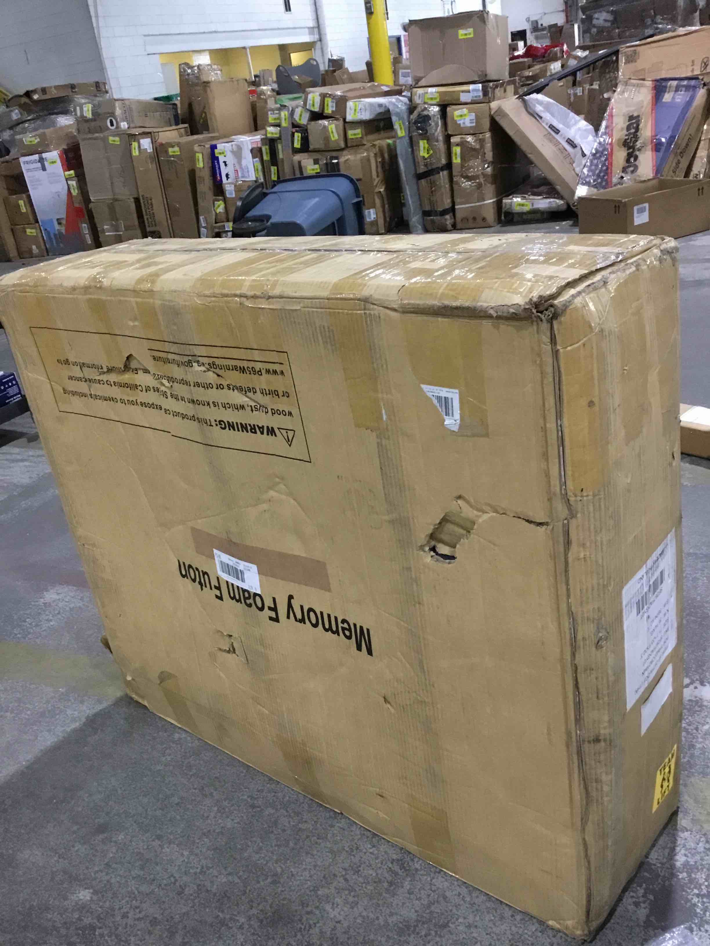 https://s3.amazonaws.com/lotting-images-prod/bidfta/BLU4517433_1696344168057.jpeg