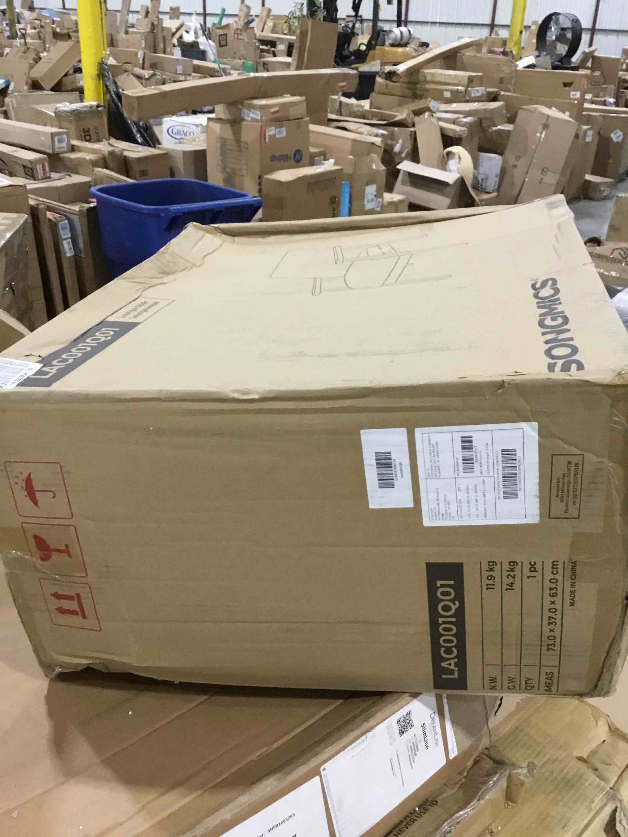 https://s3.amazonaws.com/lotting-images-prod/bidfta/BLU4517437_1696343421363.jpeg
