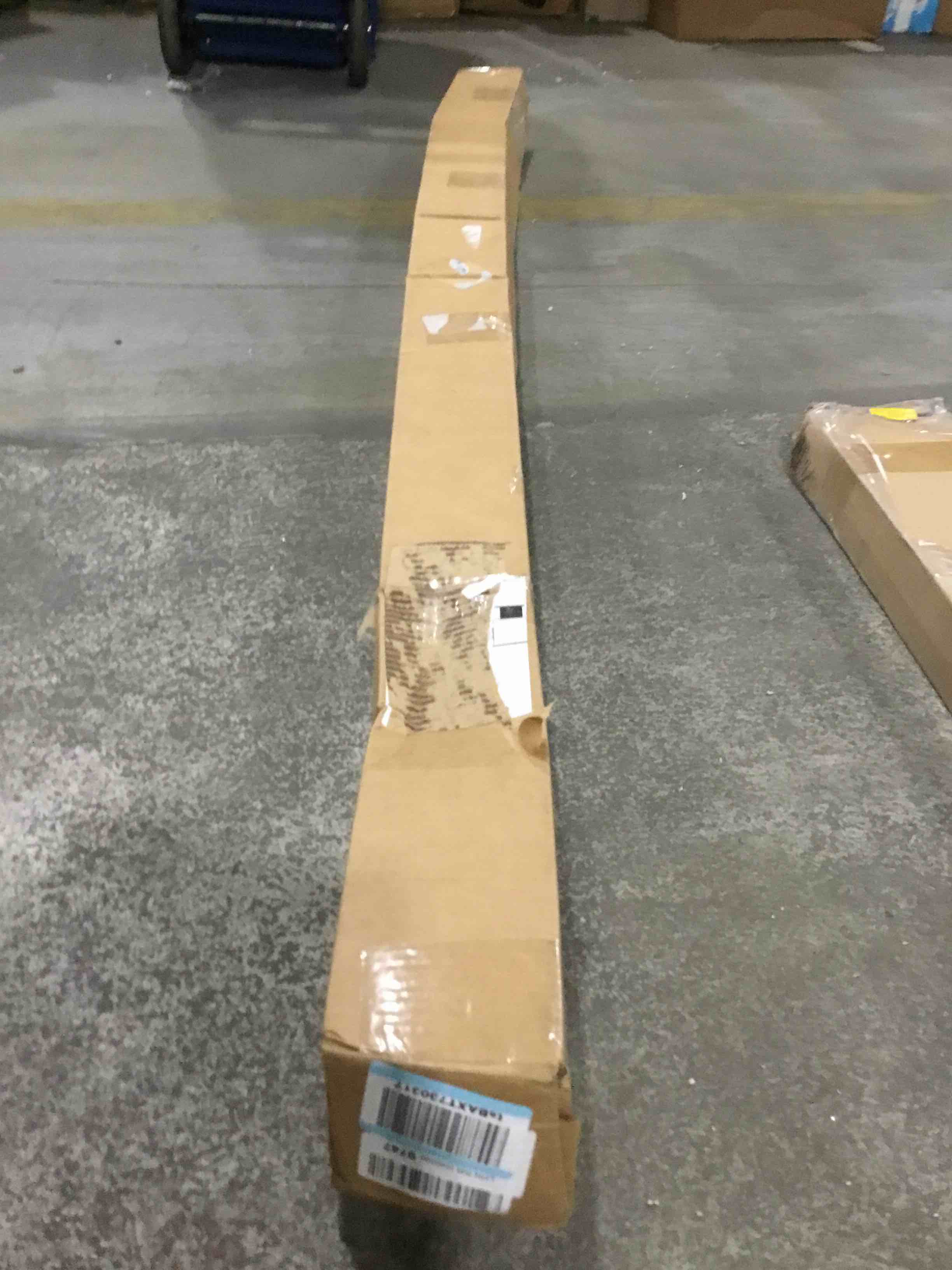 https://s3.amazonaws.com/lotting-images-prod/bidfta/BLU4517453_1696341236596.jpeg