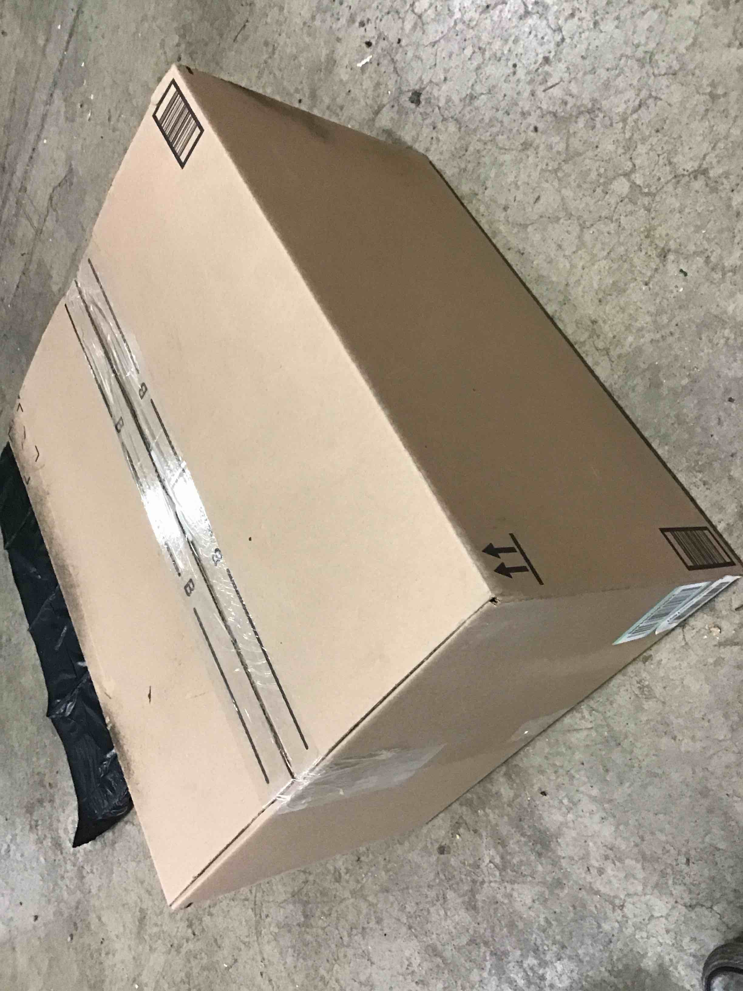https://s3.amazonaws.com/lotting-images-prod/bidfta/BLU4521590_1680717627429.jpeg