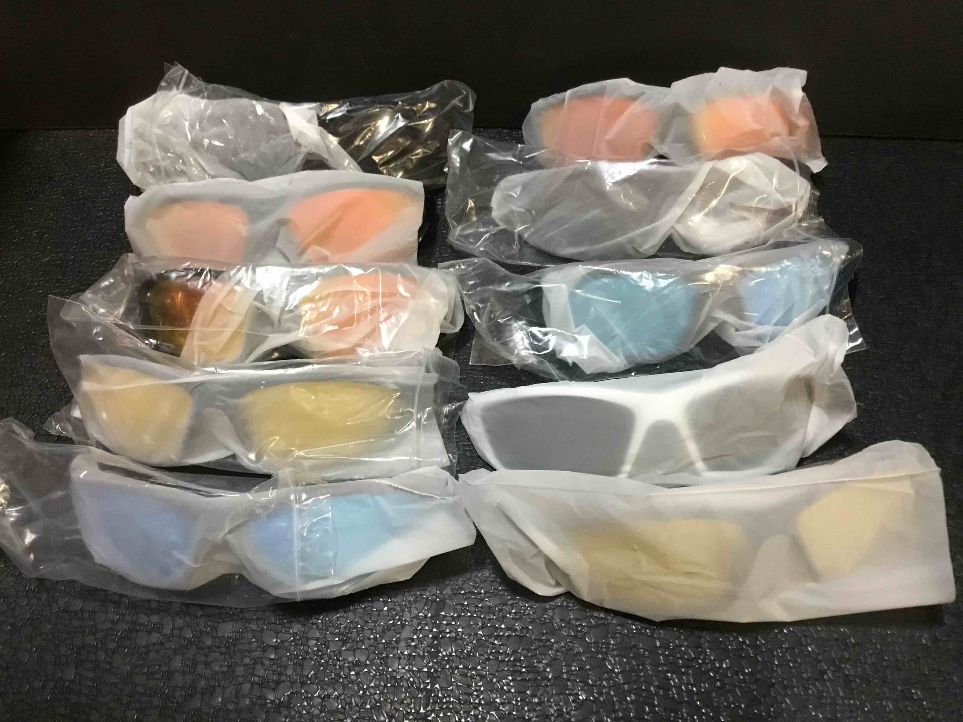Assorted polarized sports sunglasses anti glare polarized sunglasses night vision glasses with sturdy frame for men women driving cycling fishing sports