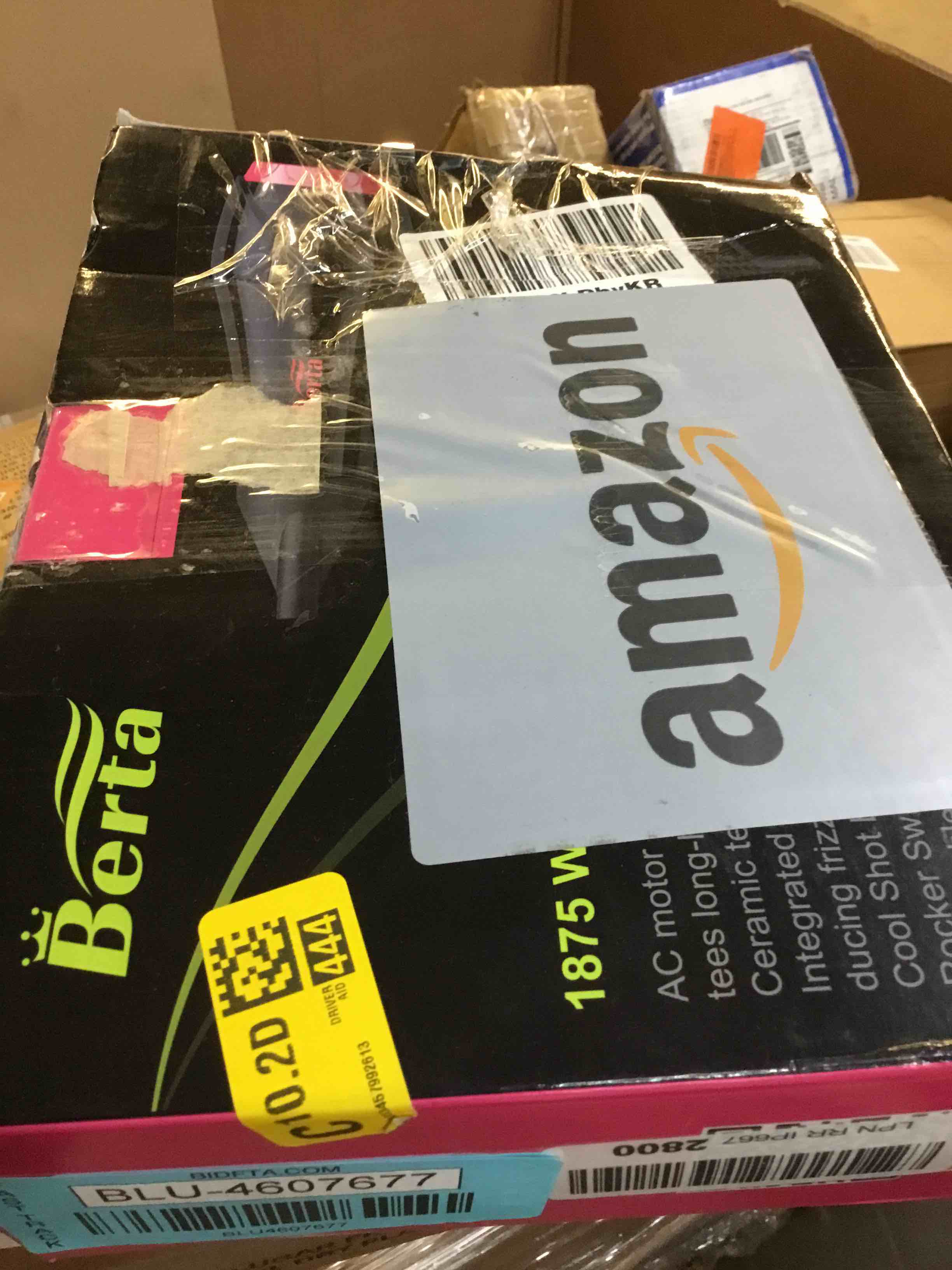 https://s3.amazonaws.com/lotting-images-prod/bidfta/BLU4607677_1729525487316.jpeg