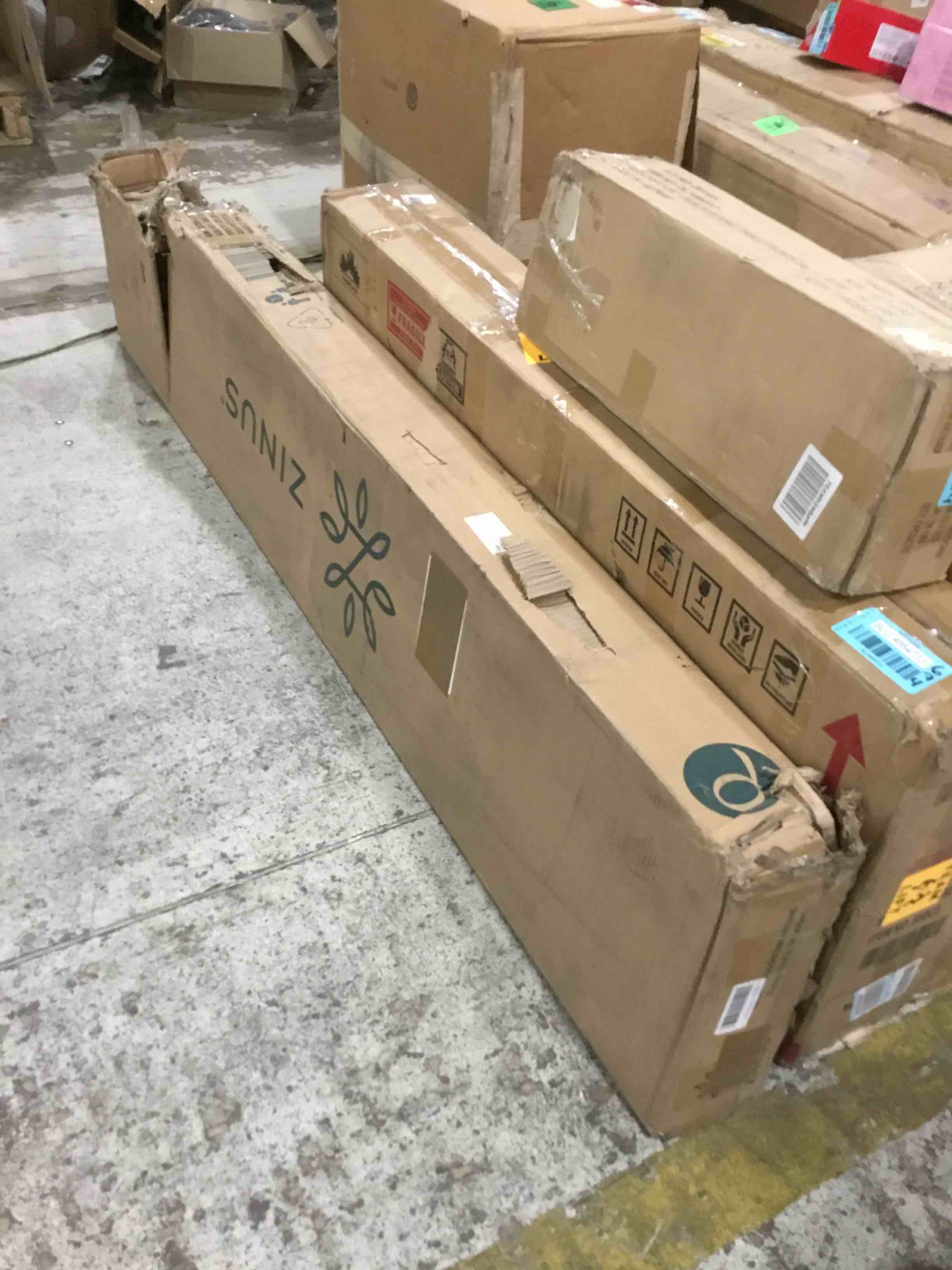 https://s3.amazonaws.com/lotting-images-prod/bidfta/BLU4664731_1689083764365.jpeg