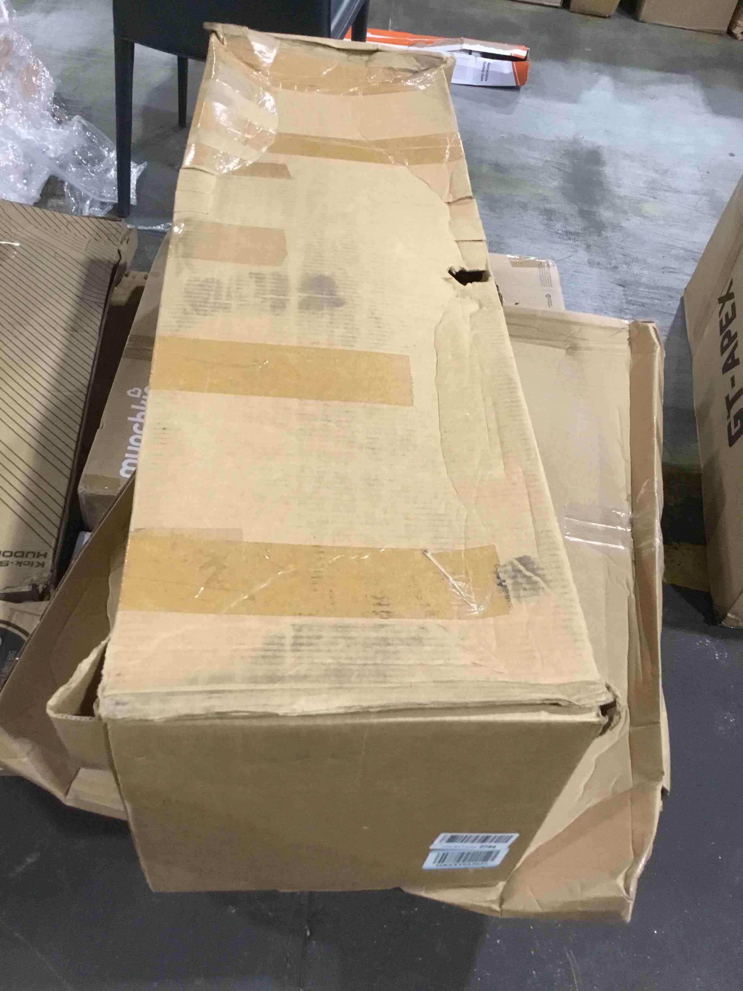 https://s3.amazonaws.com/lotting-images-prod/bidfta/BLU4664967_1689258448880.jpeg
