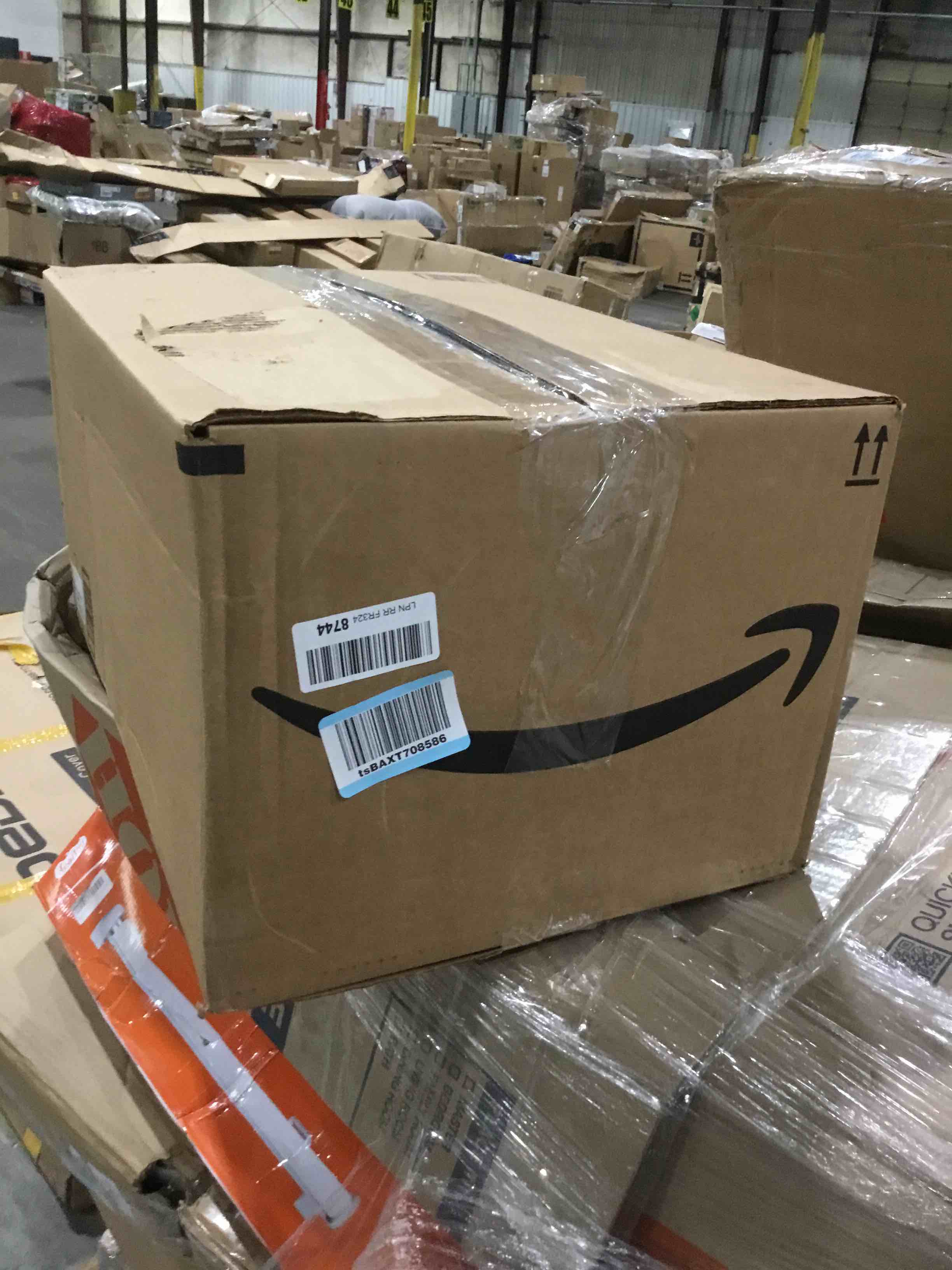 https://s3.amazonaws.com/lotting-images-prod/bidfta/BLU4664981_1689256402374.jpeg