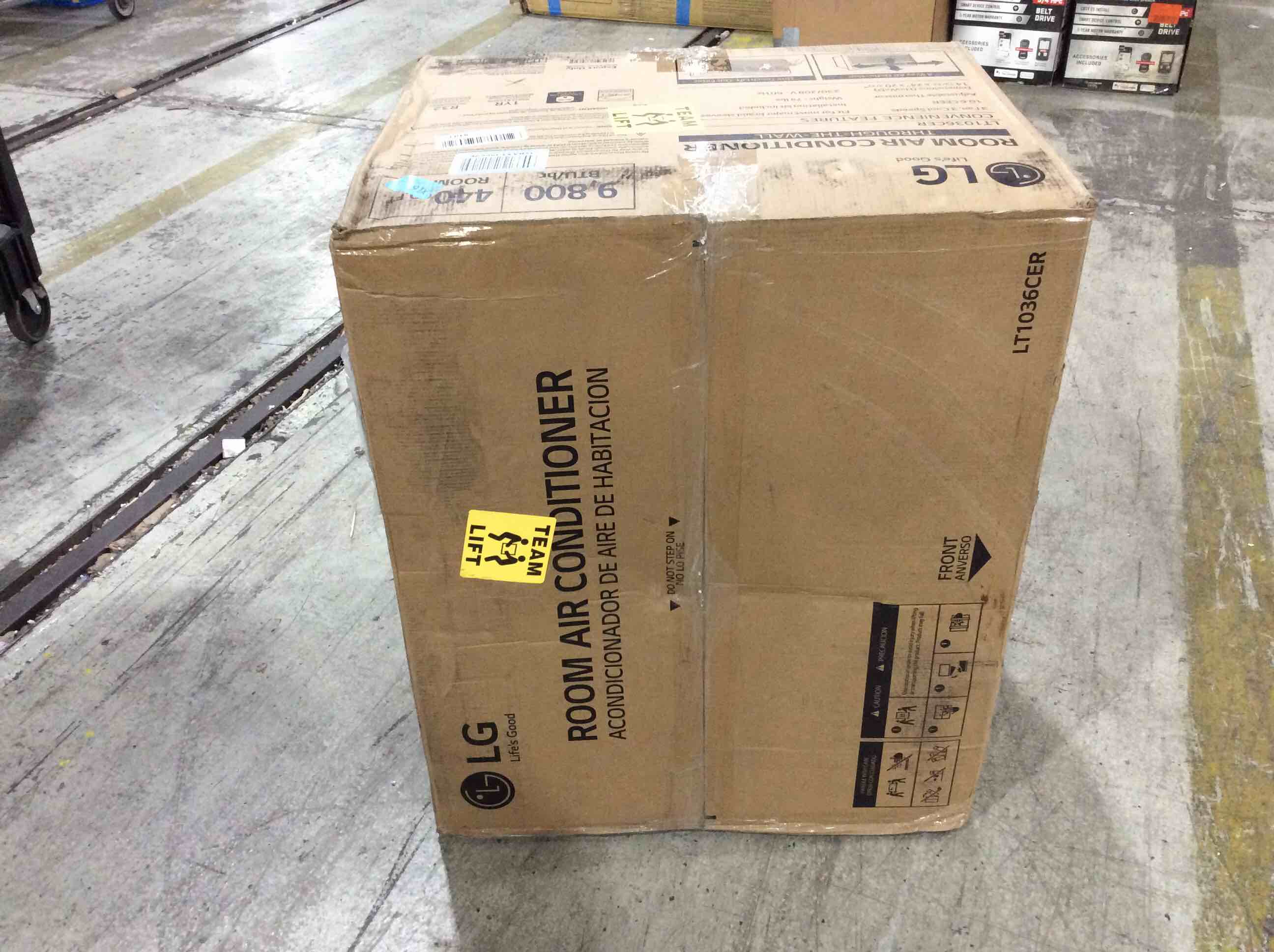 https://s3.amazonaws.com/lotting-images-prod/bidfta/BLU4666328_1689872198132.jpeg