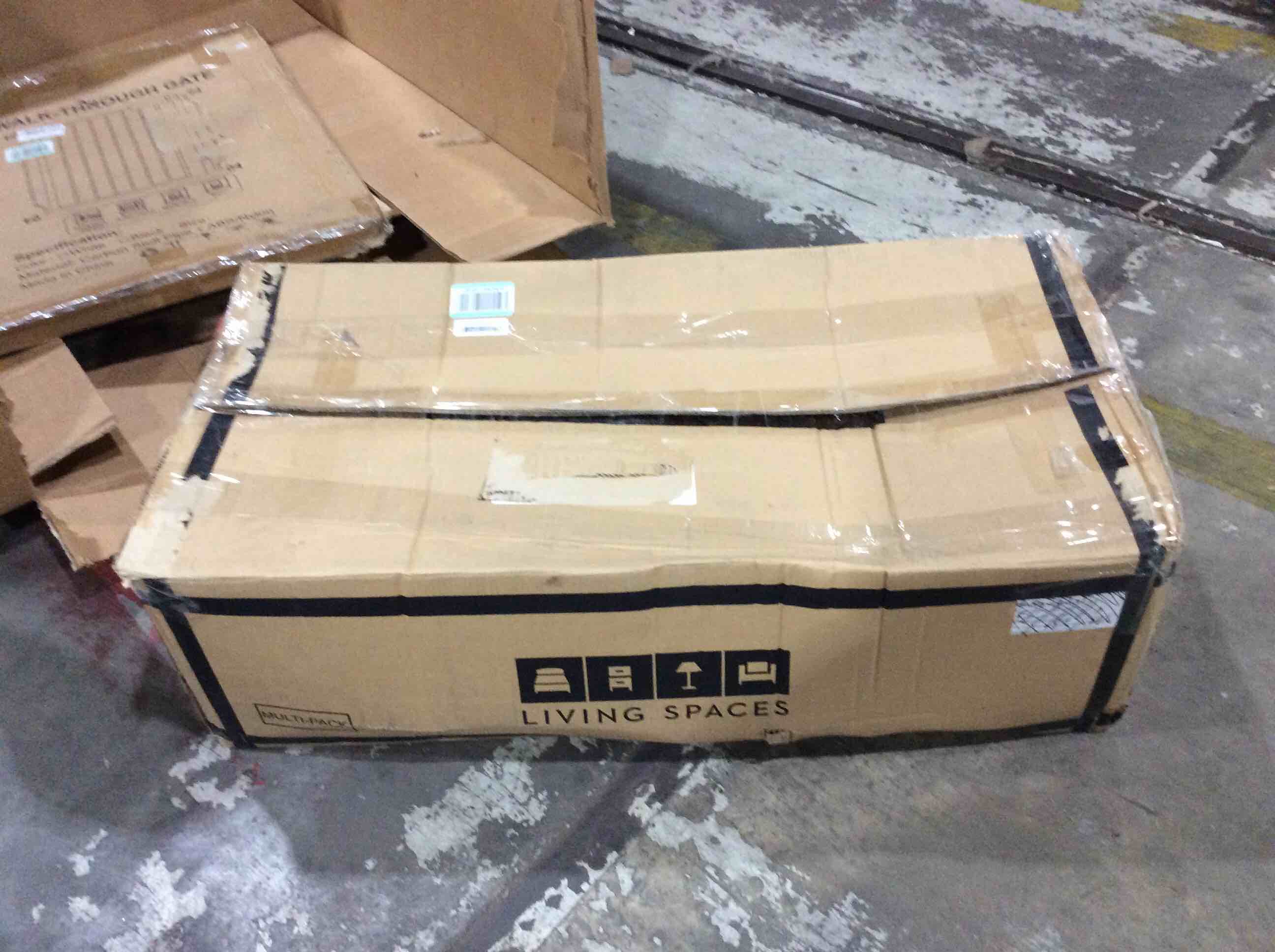 https://s3.amazonaws.com/lotting-images-prod/bidfta/BLU4666520_1690909484642.jpeg