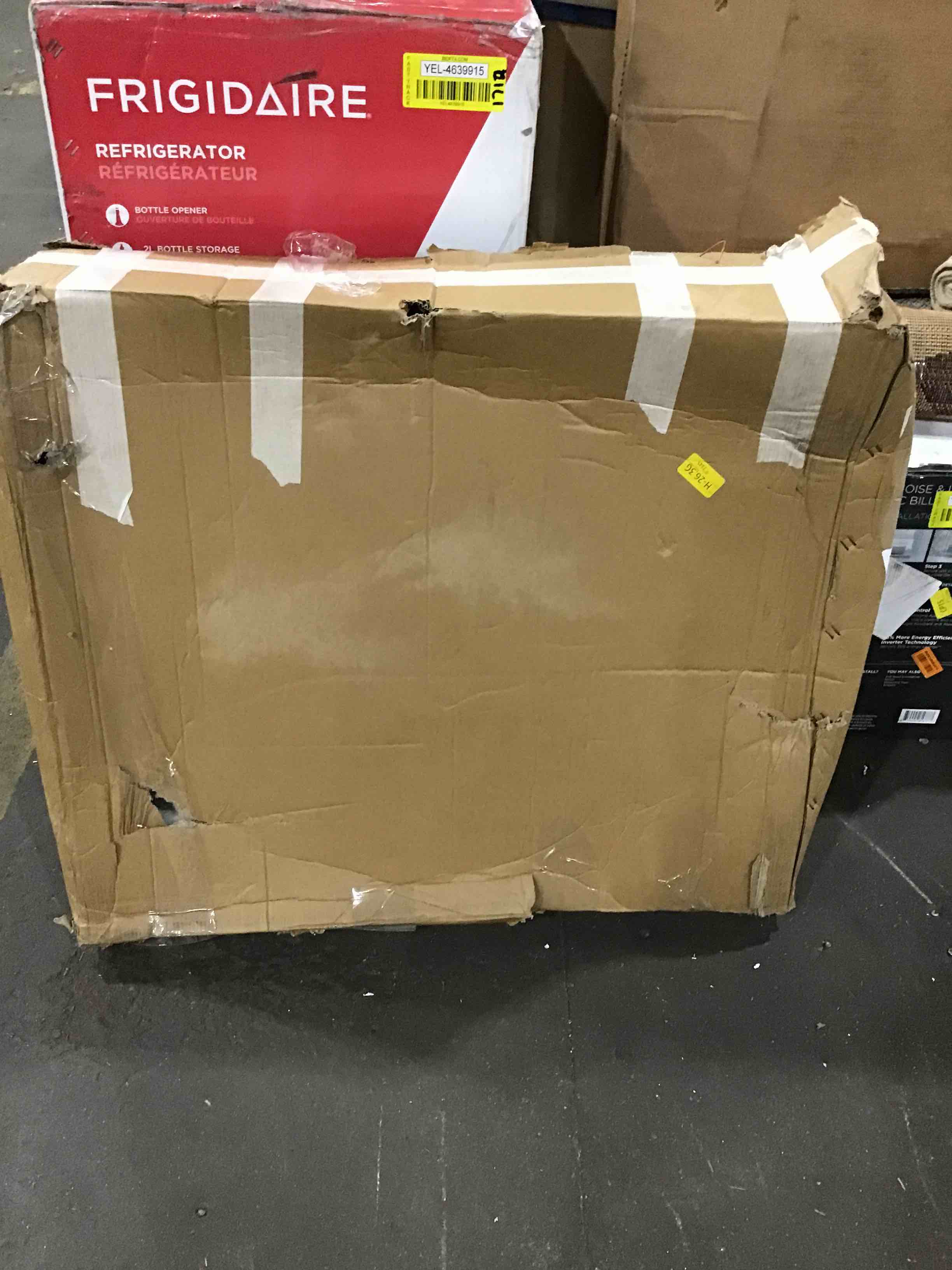 https://s3.amazonaws.com/lotting-images-prod/bidfta/BLU4667877_1690467796631.jpeg