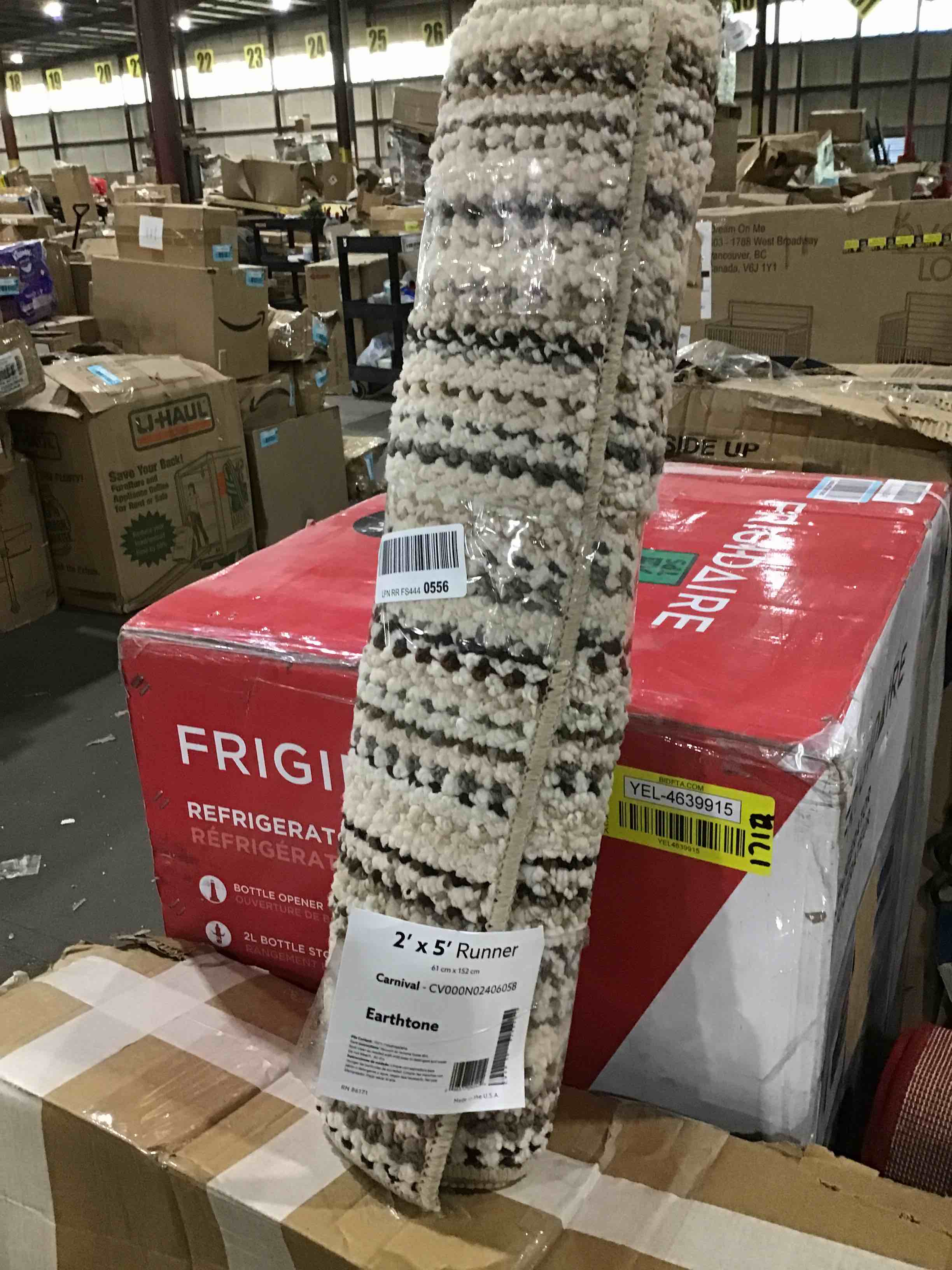 https://s3.amazonaws.com/lotting-images-prod/bidfta/BLU4667878_1690467979346.jpeg