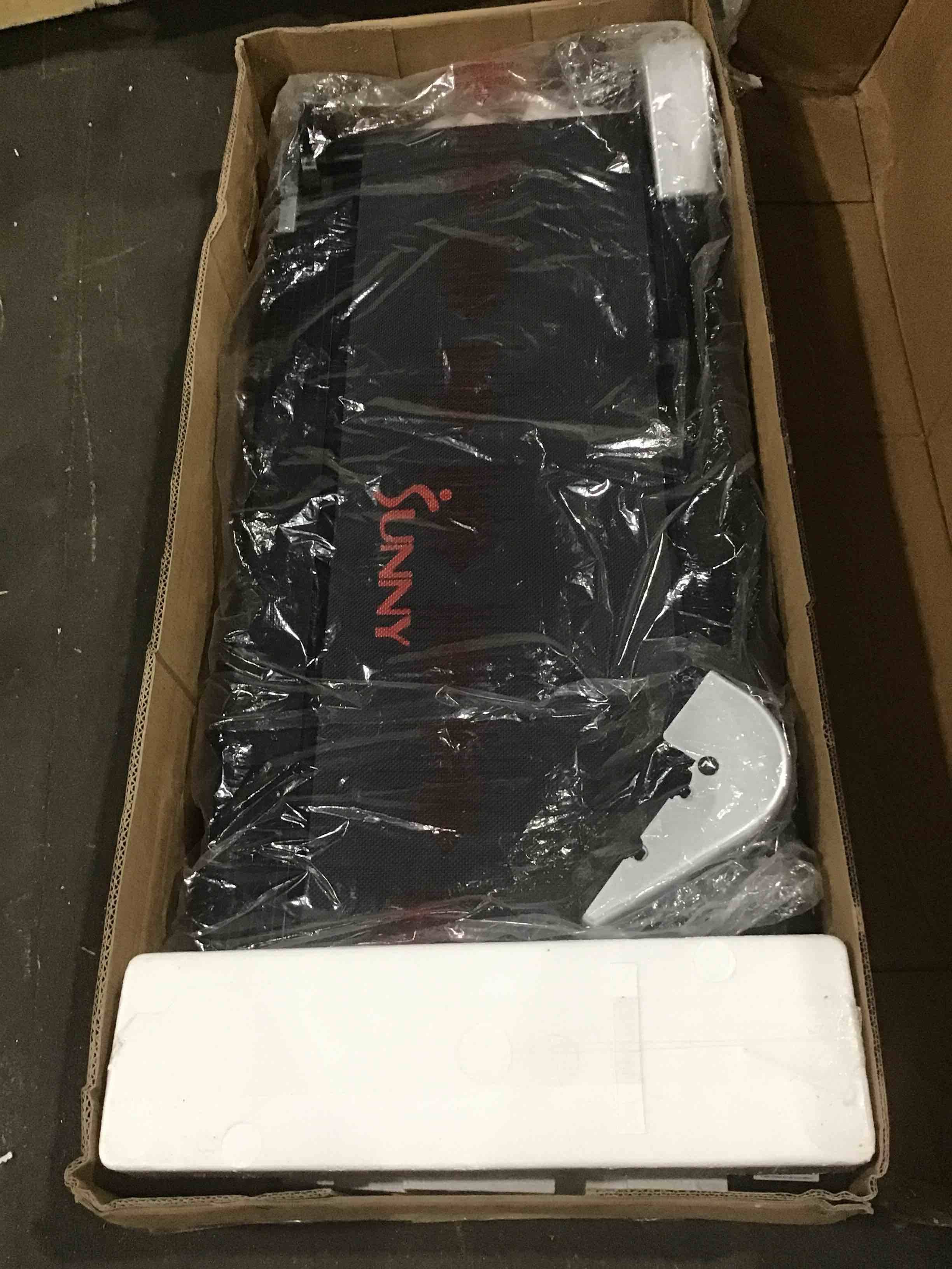 https://s3.amazonaws.com/lotting-images-prod/bidfta/BLU4668454_1689622854994.jpeg