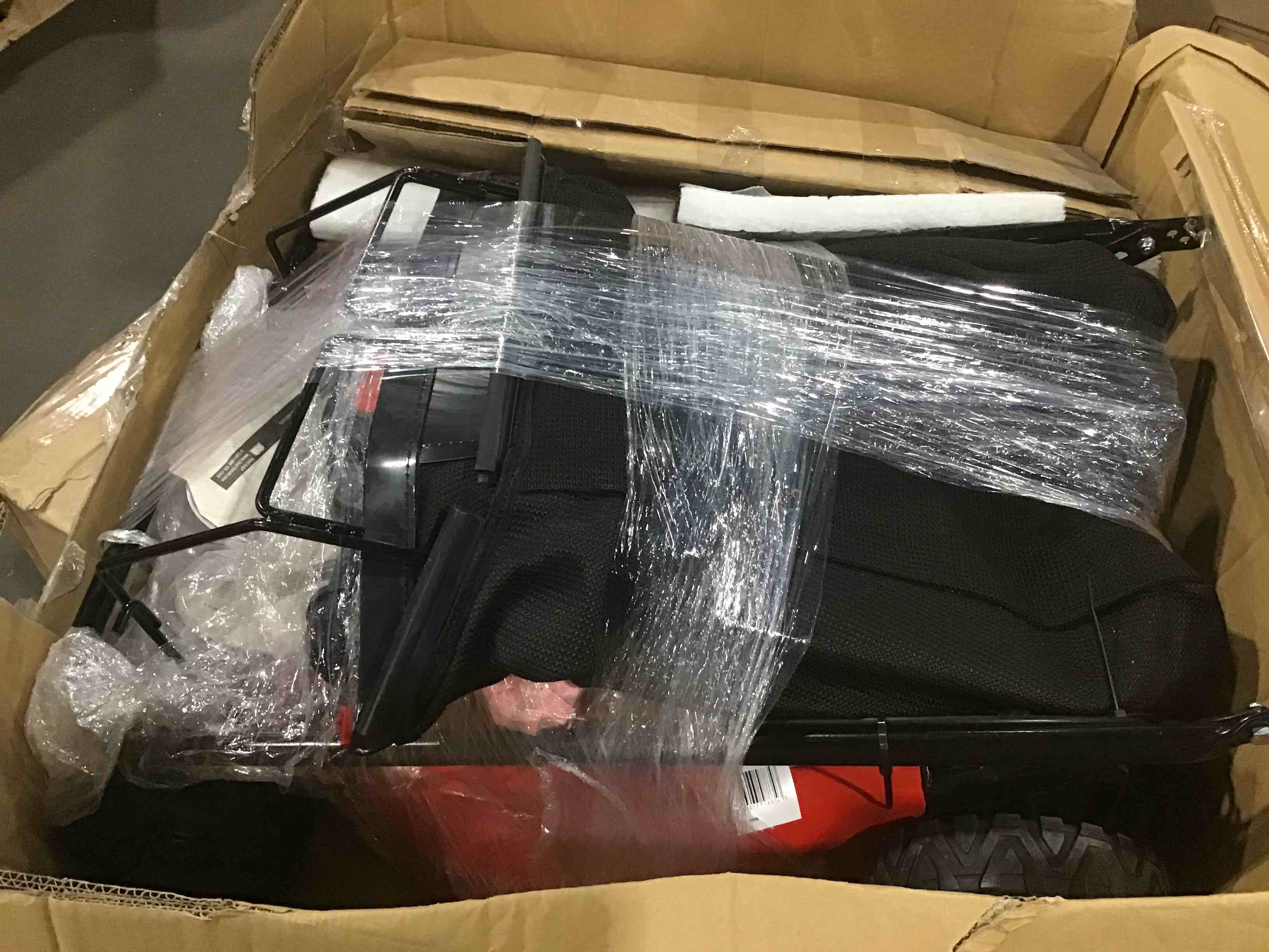 https://s3.amazonaws.com/lotting-images-prod/bidfta/BLU4668460_1689623675563.jpeg