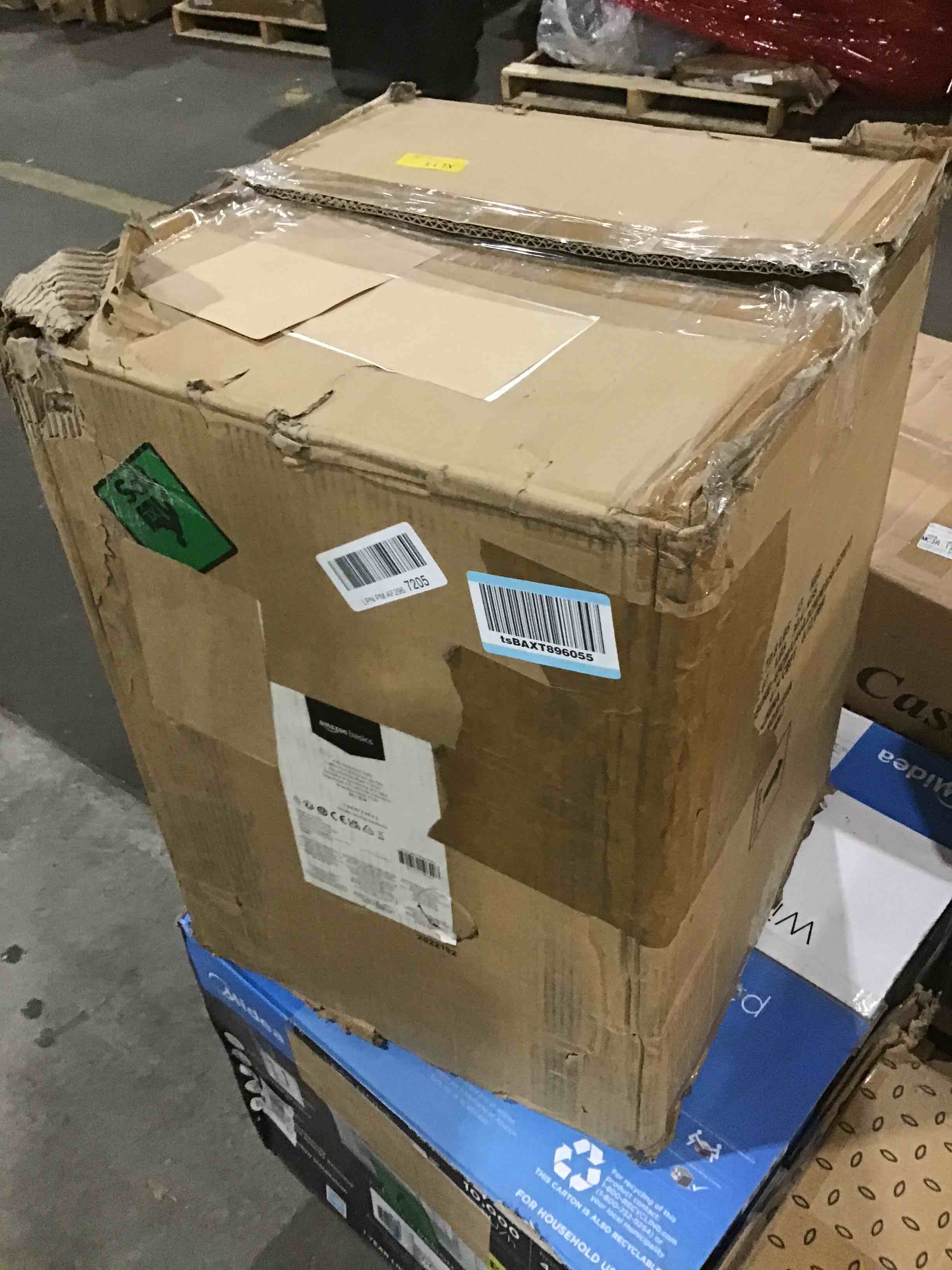 https://s3.amazonaws.com/lotting-images-prod/bidfta/BLU4668470_1689627199447.jpeg