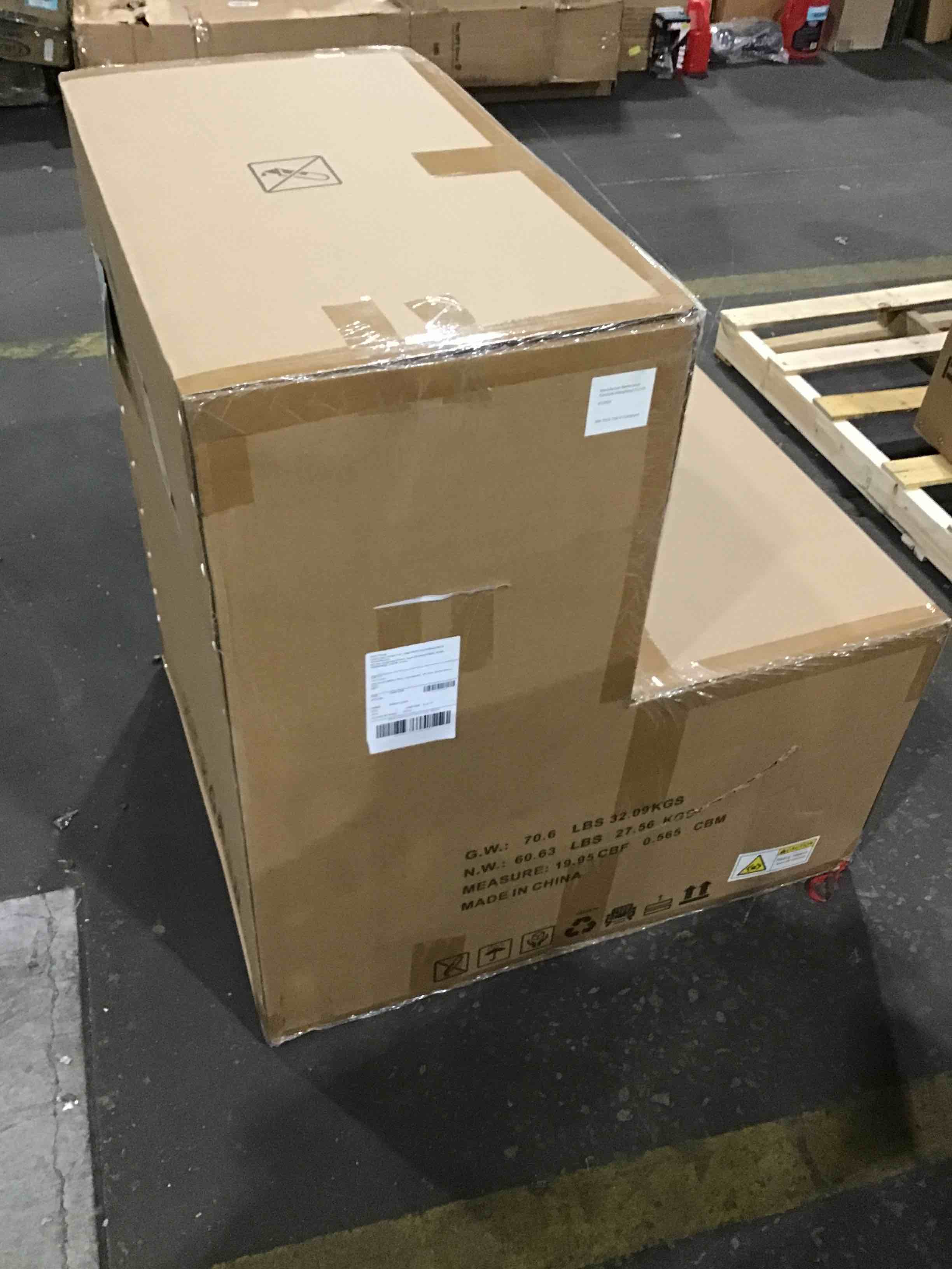 https://s3.amazonaws.com/lotting-images-prod/bidfta/BLU4669110_1691425563755.jpeg
