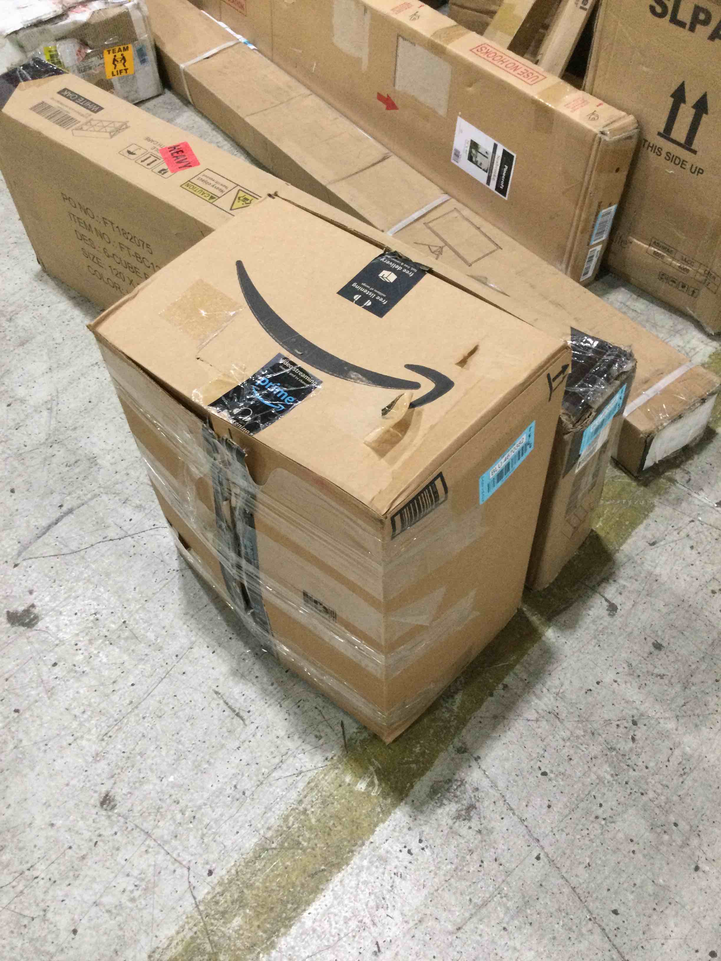 https://s3.amazonaws.com/lotting-images-prod/bidfta/BLU4670382_1685462101451.jpeg