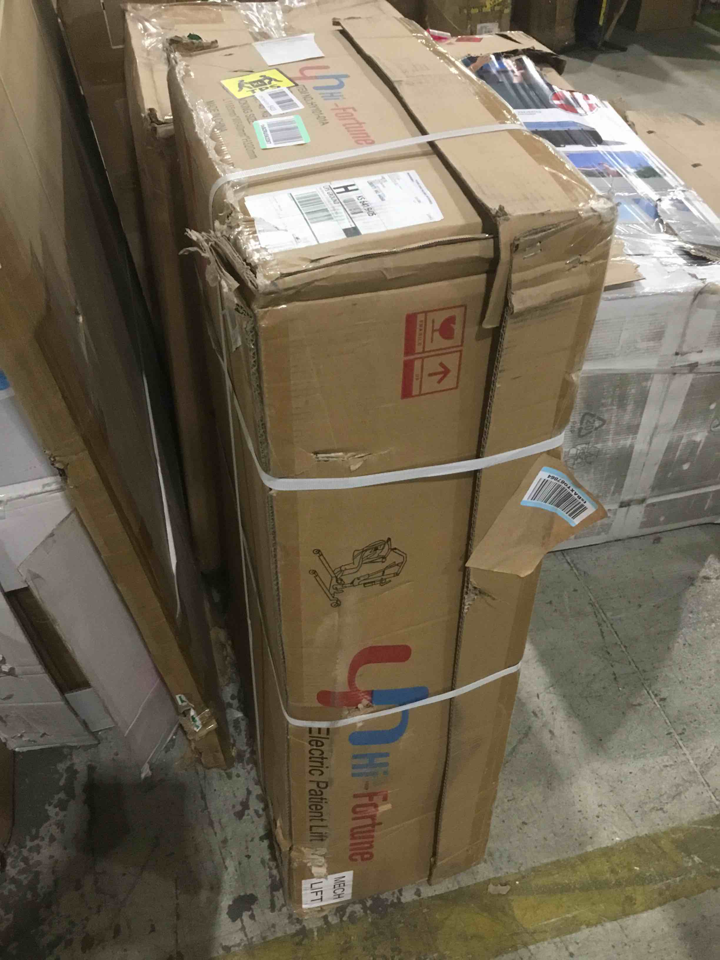 https://s3.amazonaws.com/lotting-images-prod/bidfta/BLU4672662_1686835740867.jpeg