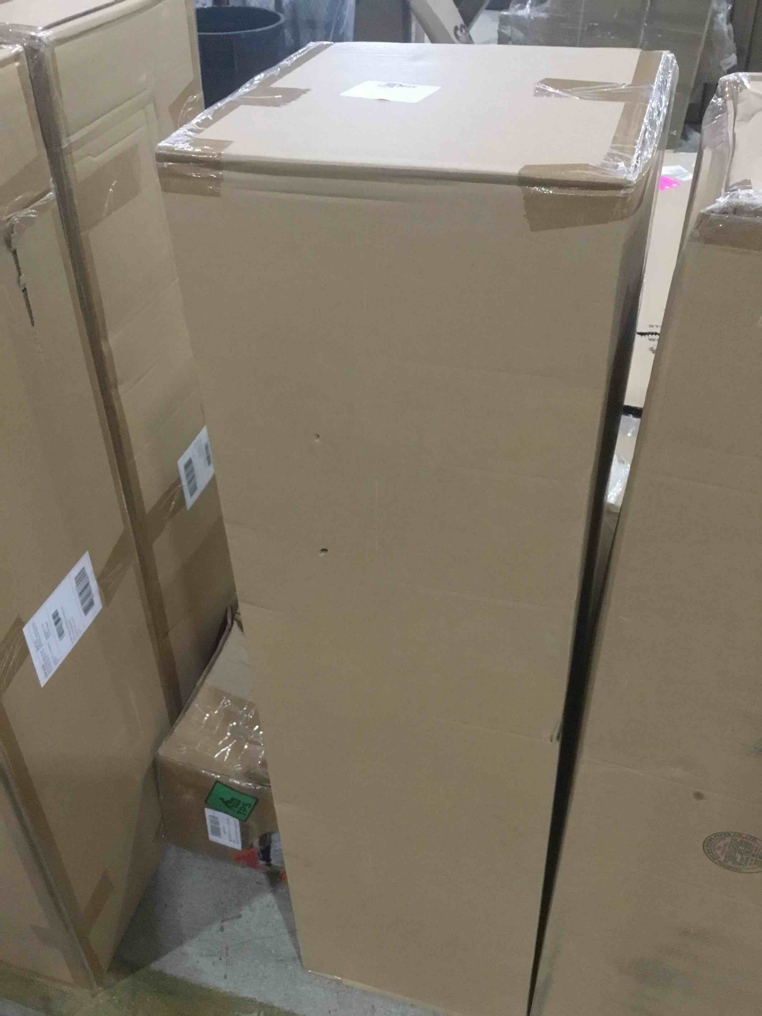 https://s3.amazonaws.com/lotting-images-prod/bidfta/BLU4672684_1686839736176.jpeg