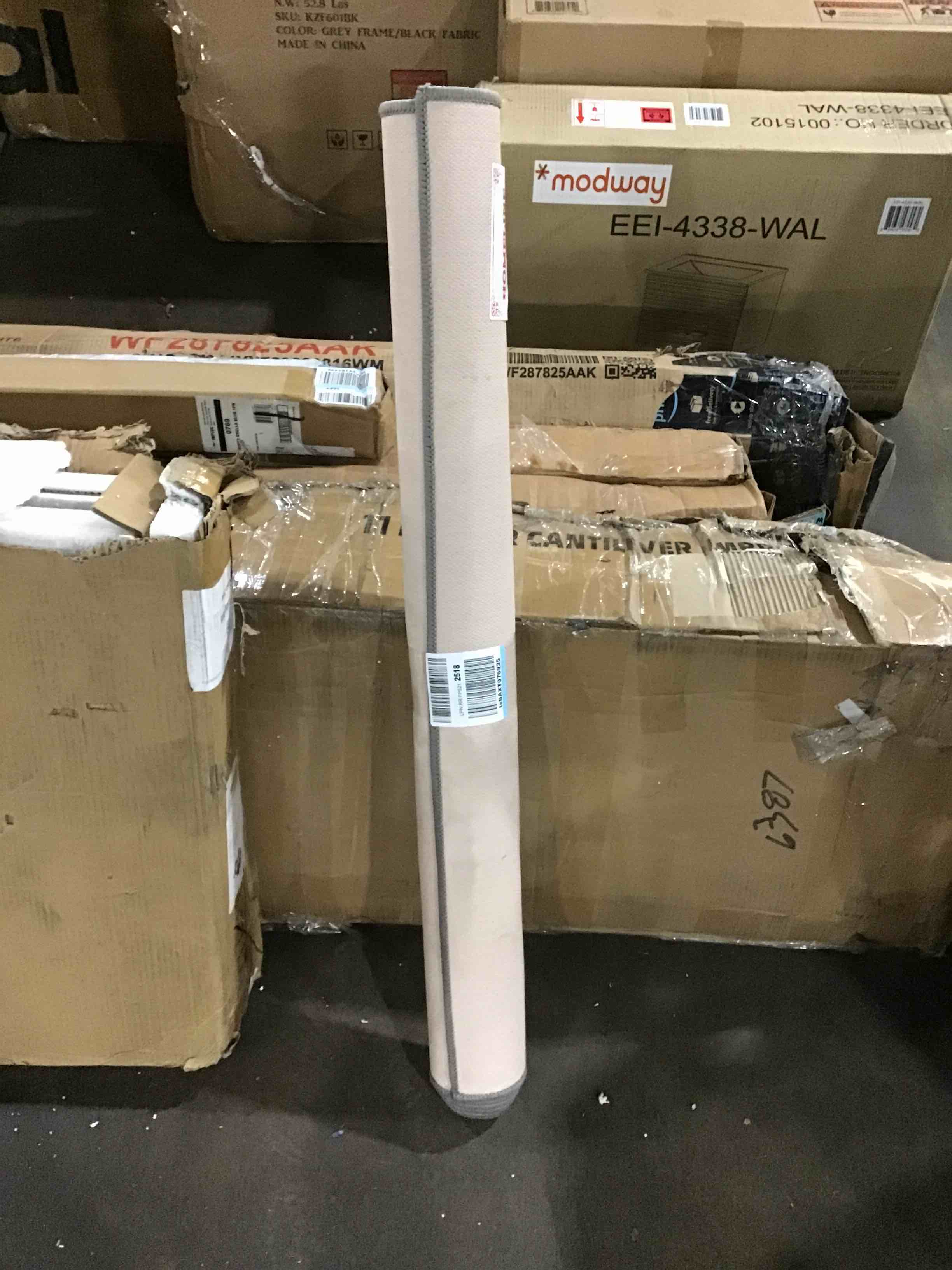 https://s3.amazonaws.com/lotting-images-prod/bidfta/BLU4673794_1693240820870.jpeg