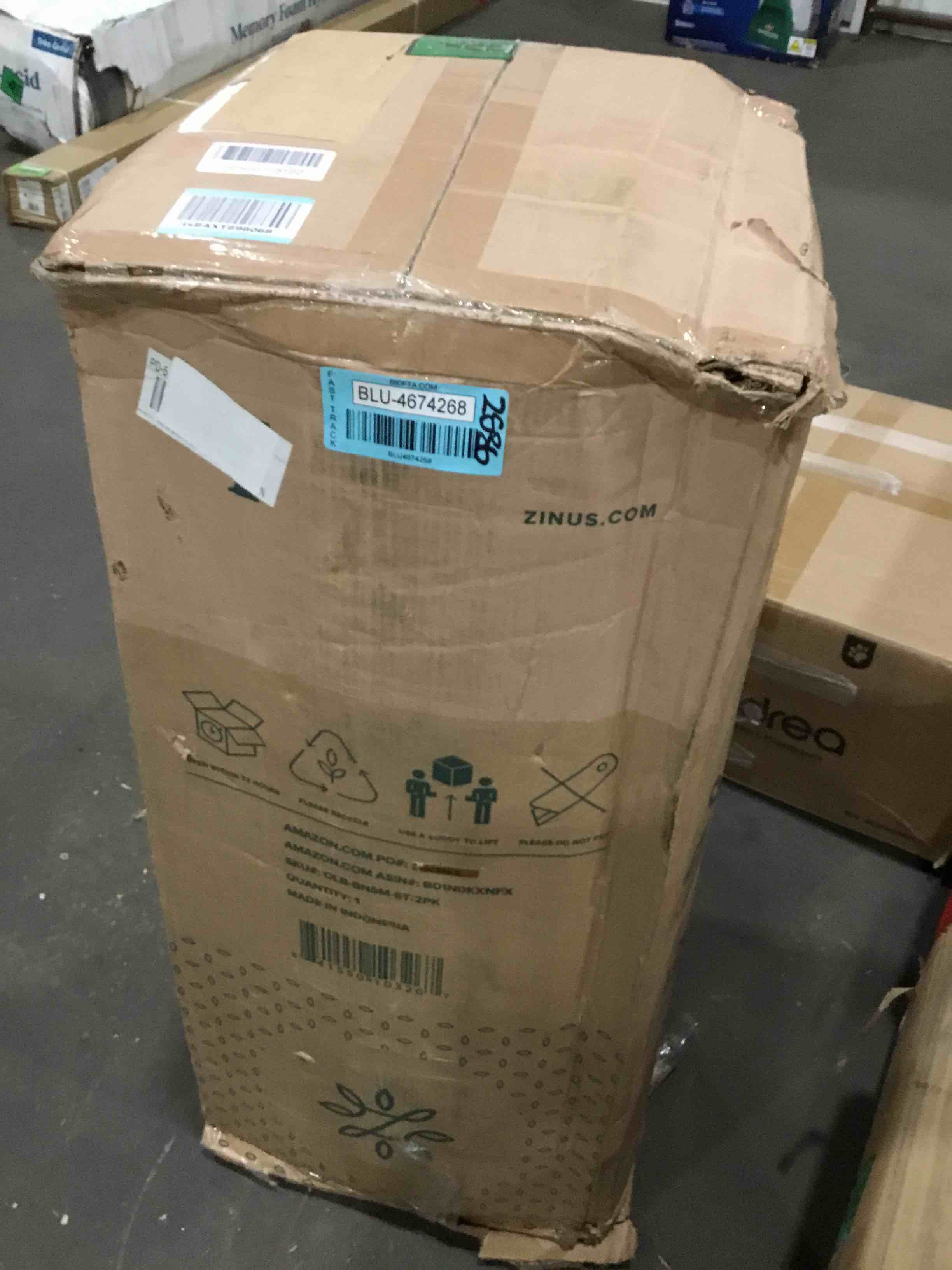 https://s3.amazonaws.com/lotting-images-prod/bidfta/BLU4674268_1697827402895.jpeg