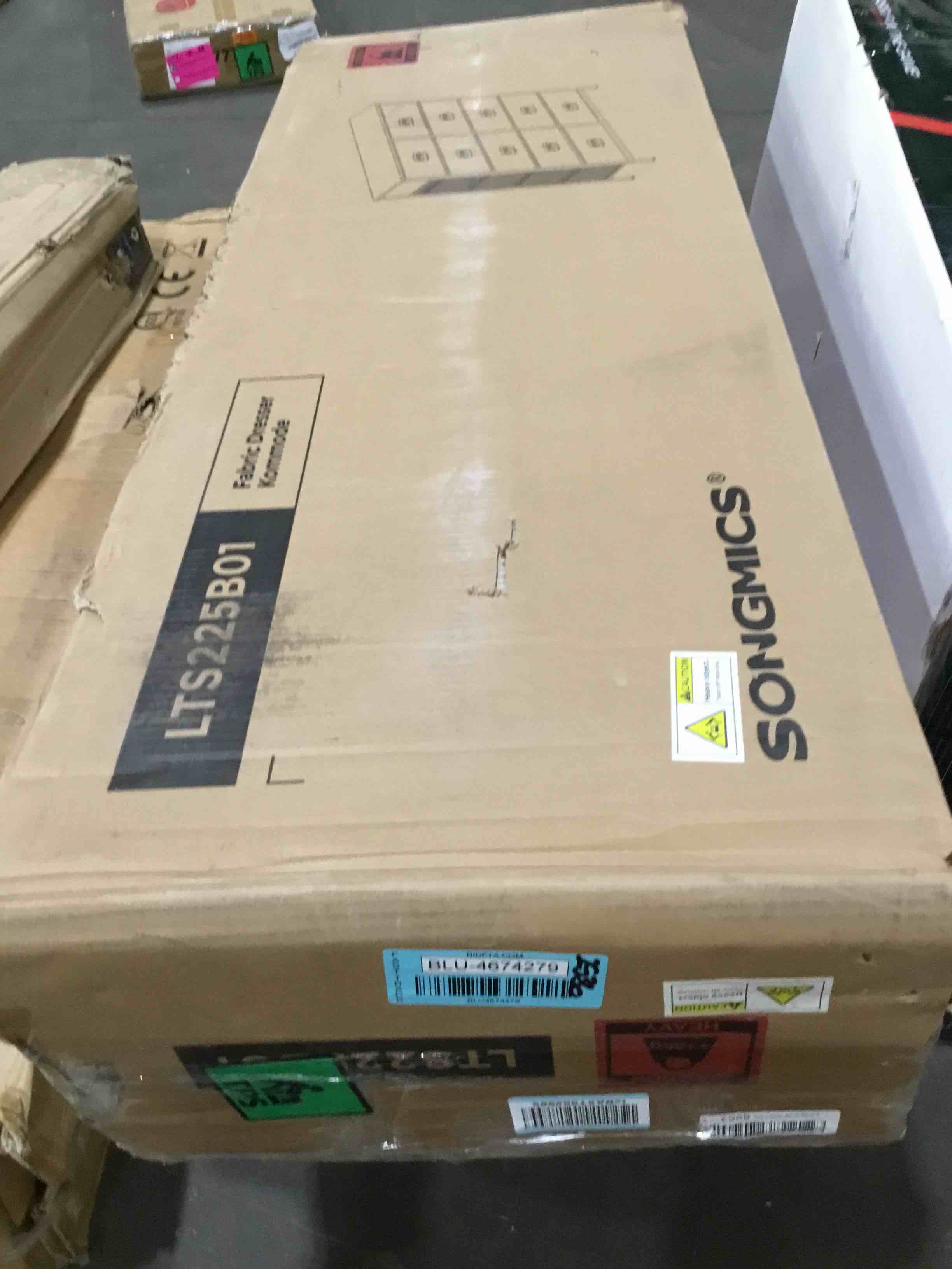 https://s3.amazonaws.com/lotting-images-prod/bidfta/BLU4674279_1697831138002.jpeg
