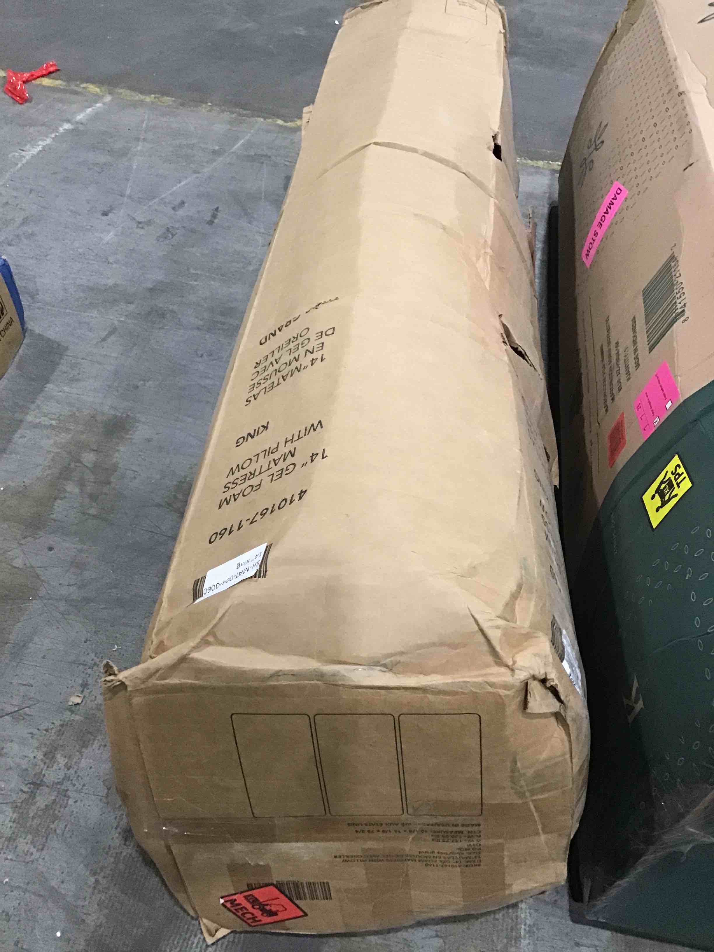 https://s3.amazonaws.com/lotting-images-prod/bidfta/BLU4674327_1698078986913.jpeg
