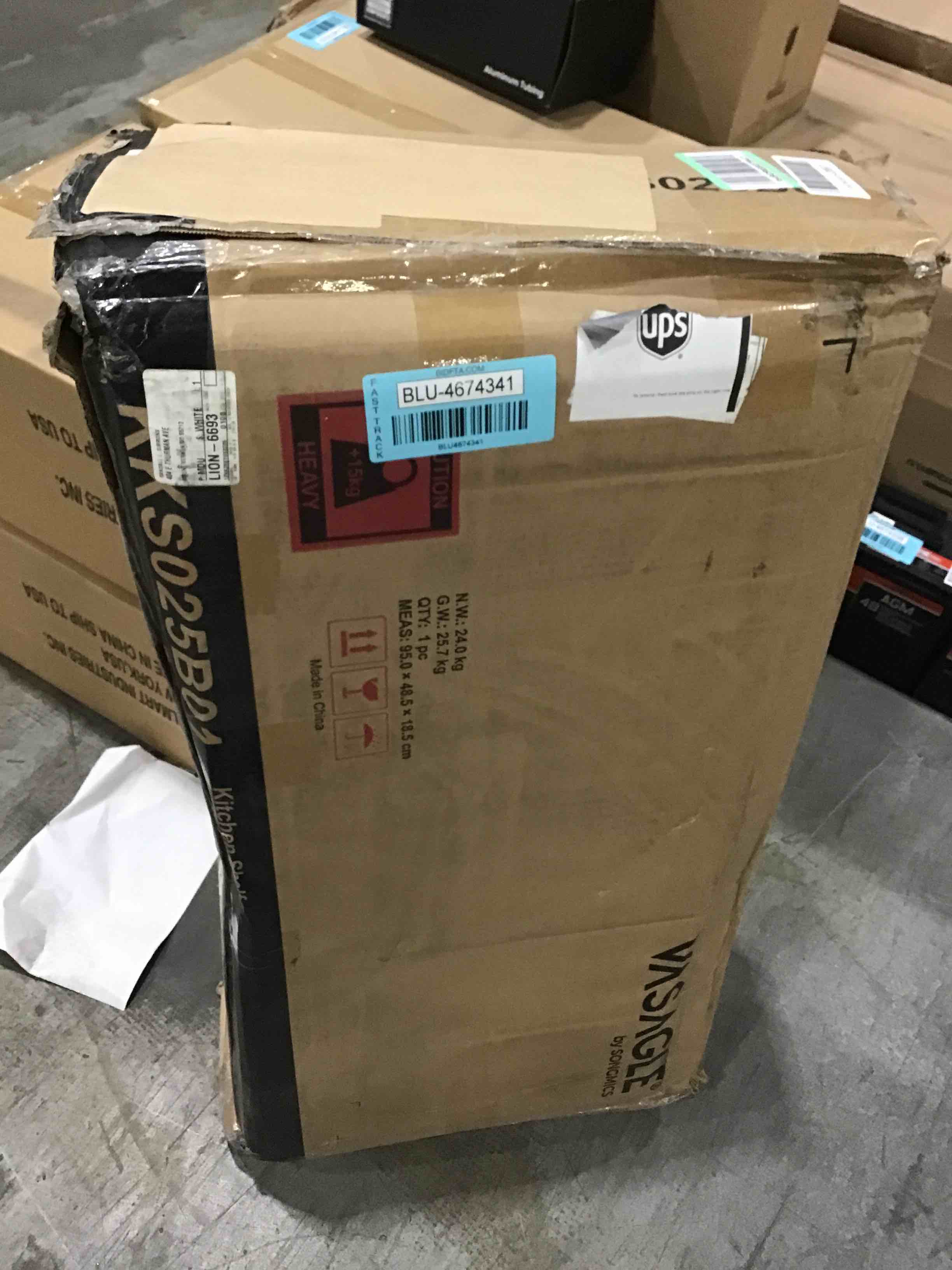 https://s3.amazonaws.com/lotting-images-prod/bidfta/BLU4674341_1698085327273.jpeg
