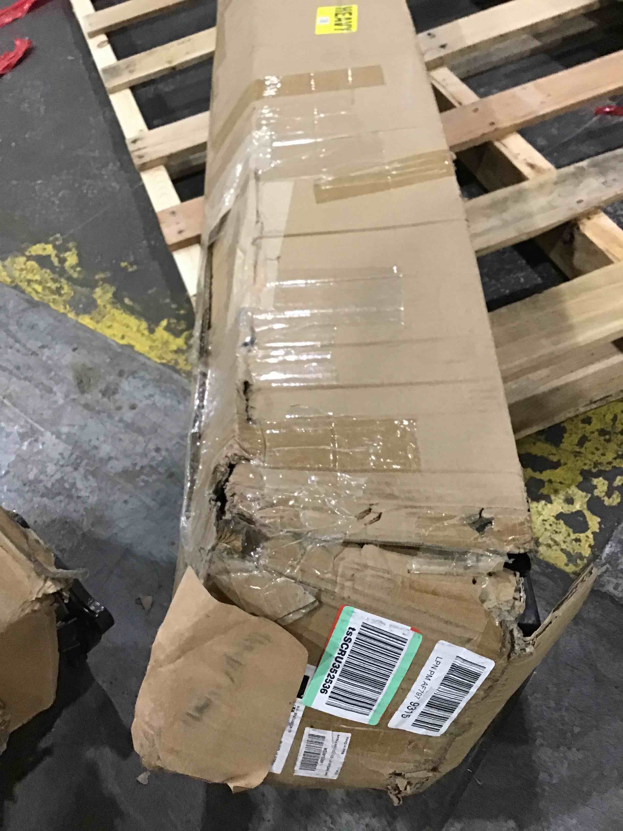 https://s3.amazonaws.com/lotting-images-prod/bidfta/BLU4674356_1698090935624.jpeg