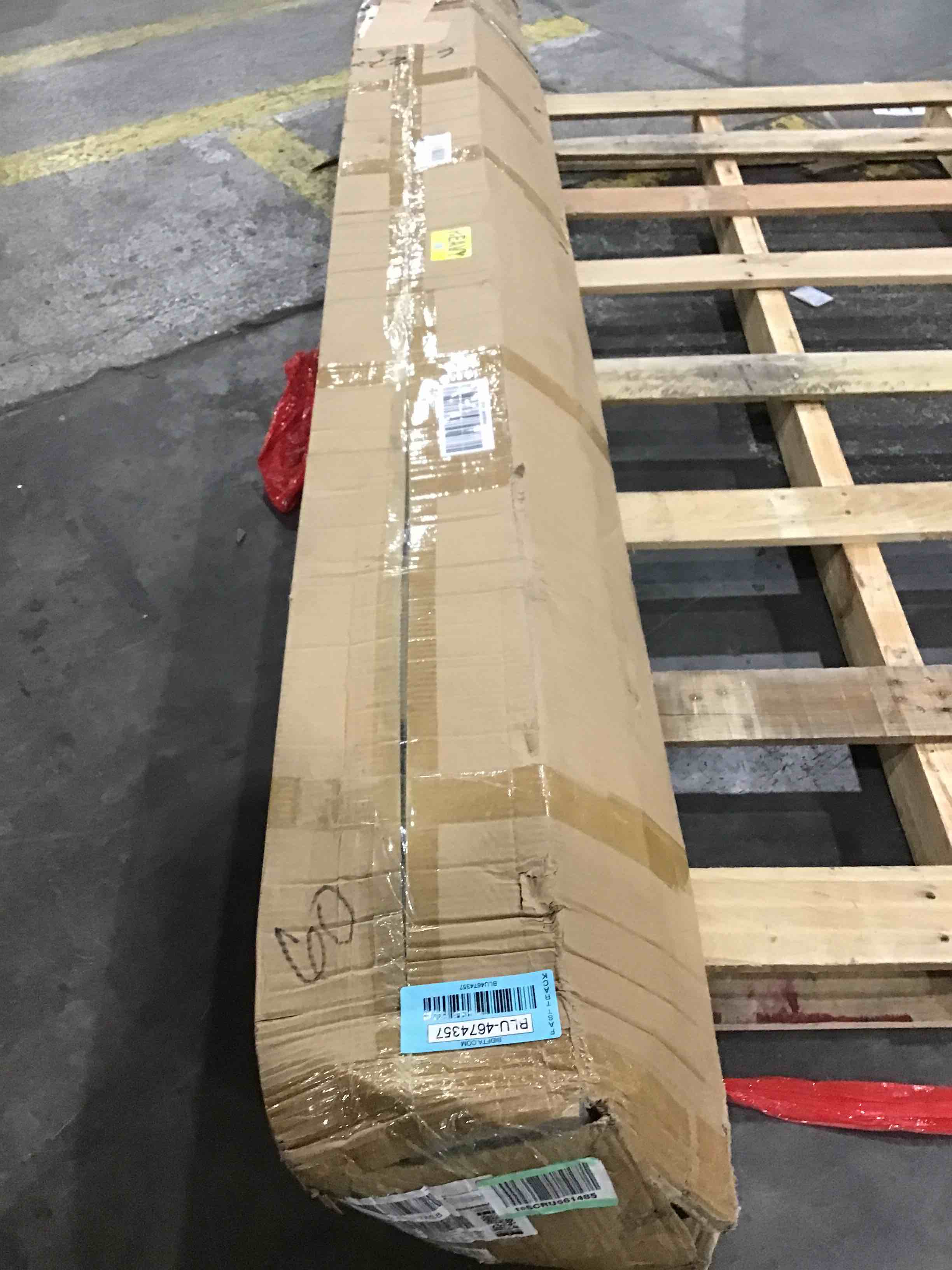 https://s3.amazonaws.com/lotting-images-prod/bidfta/BLU4674357_1698090995787.jpeg