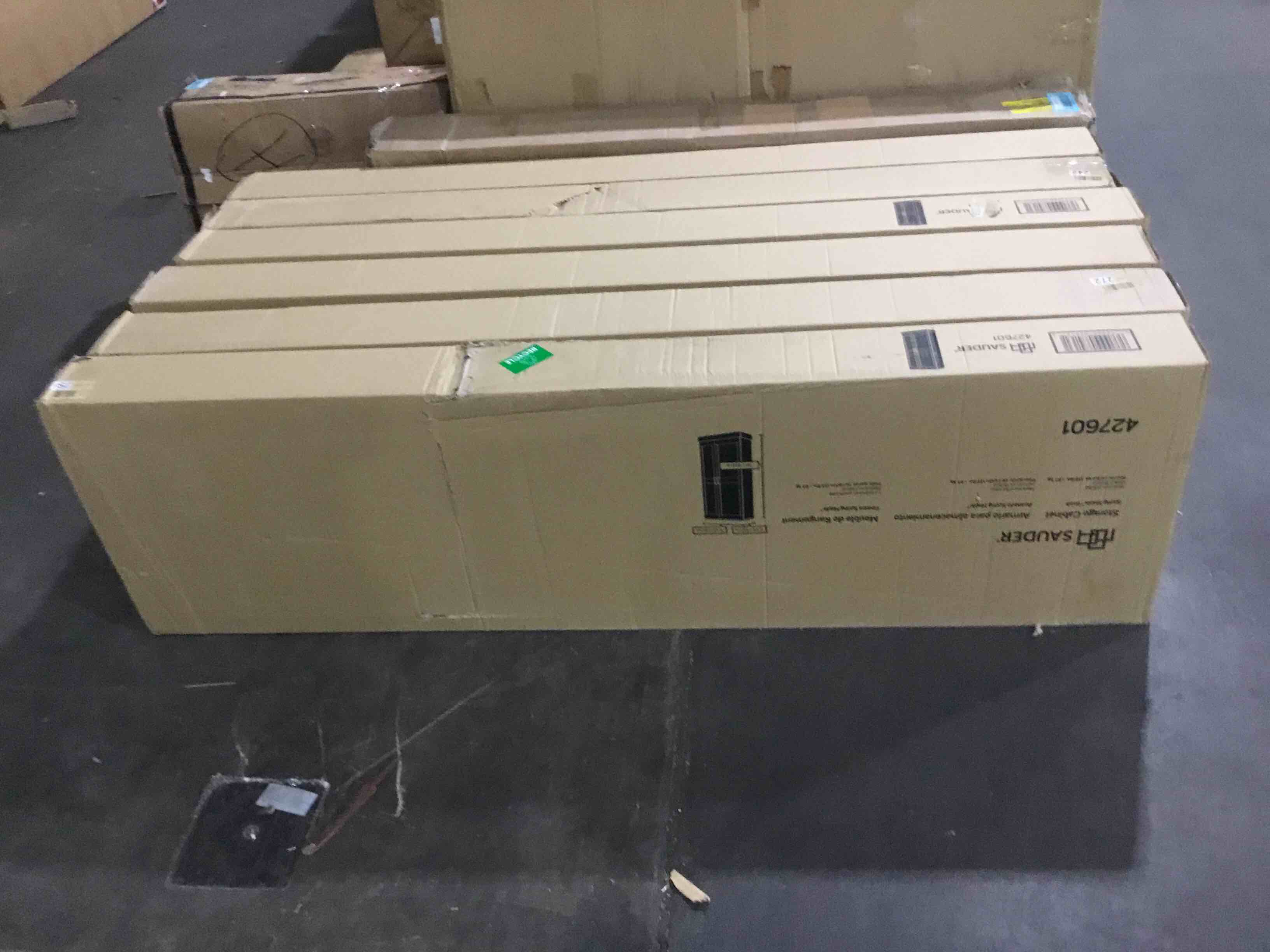 https://s3.amazonaws.com/lotting-images-prod/bidfta/BLU4675101_1690389562724.jpeg